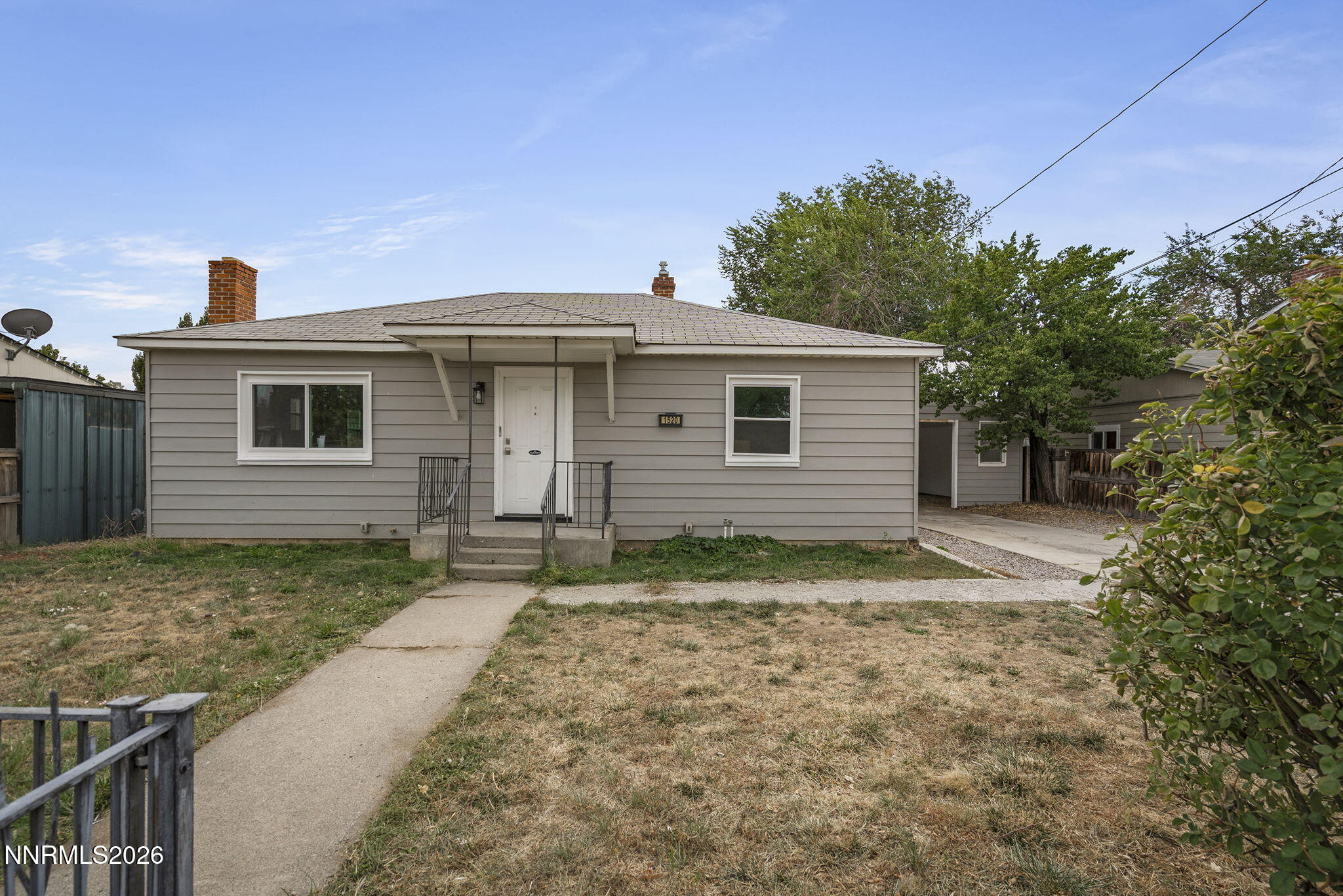 1520 Oliver Avenue Property Photo 3