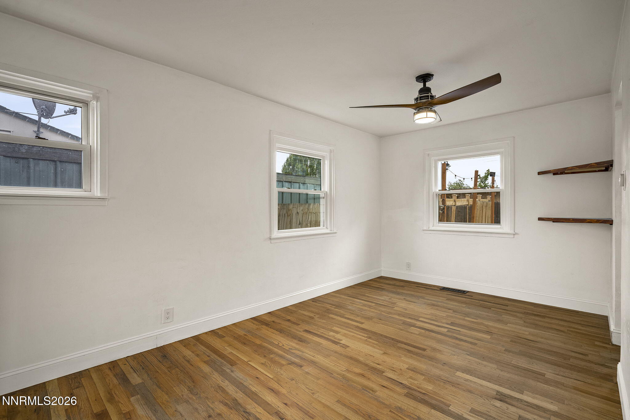 1520 Oliver Avenue Property Photo 9