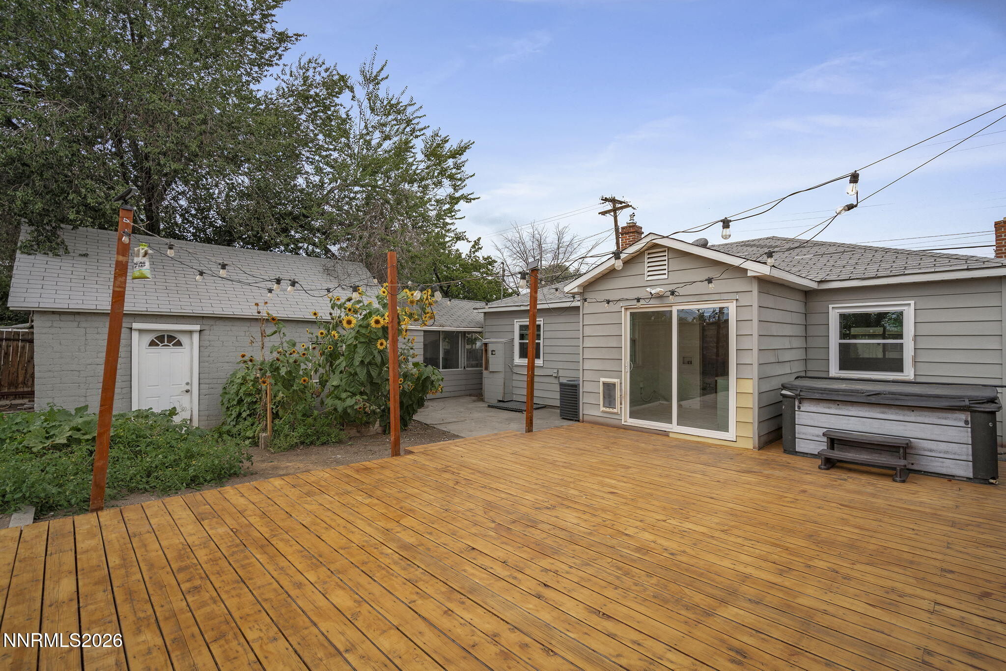 1520 Oliver Avenue Property Photo 18