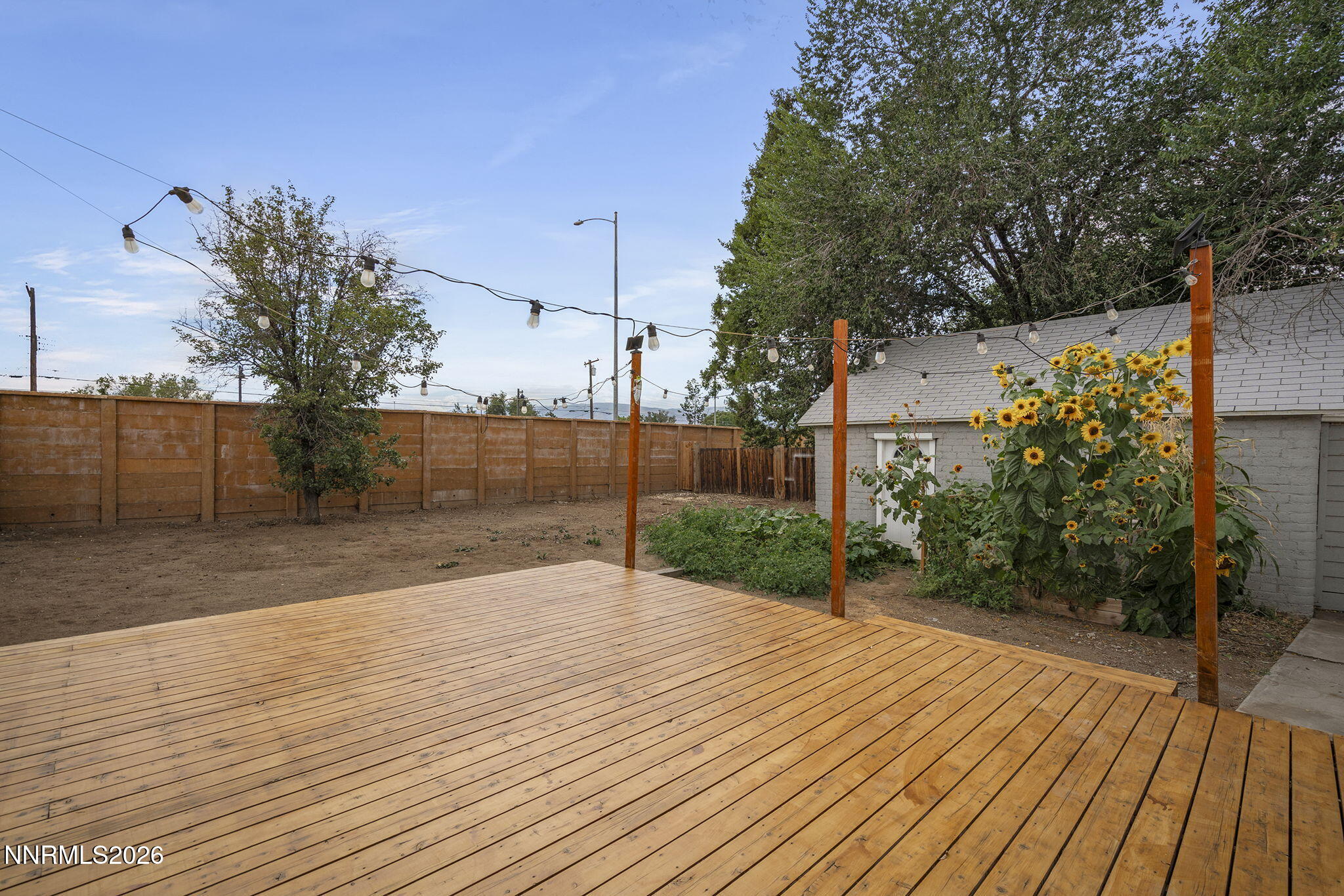 1520 Oliver Avenue Property Photo 20