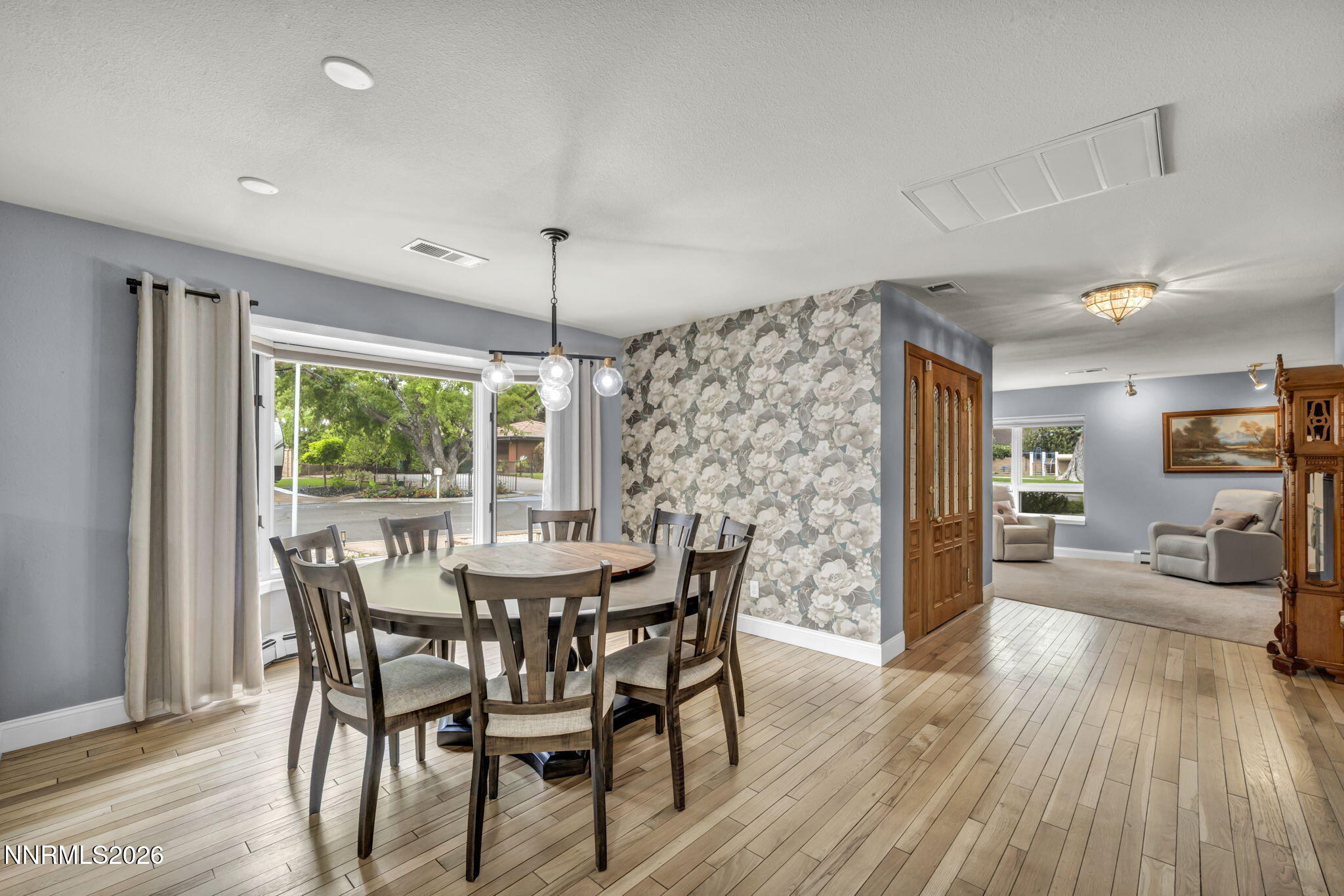 1521 Valencia Court Property Photo 8