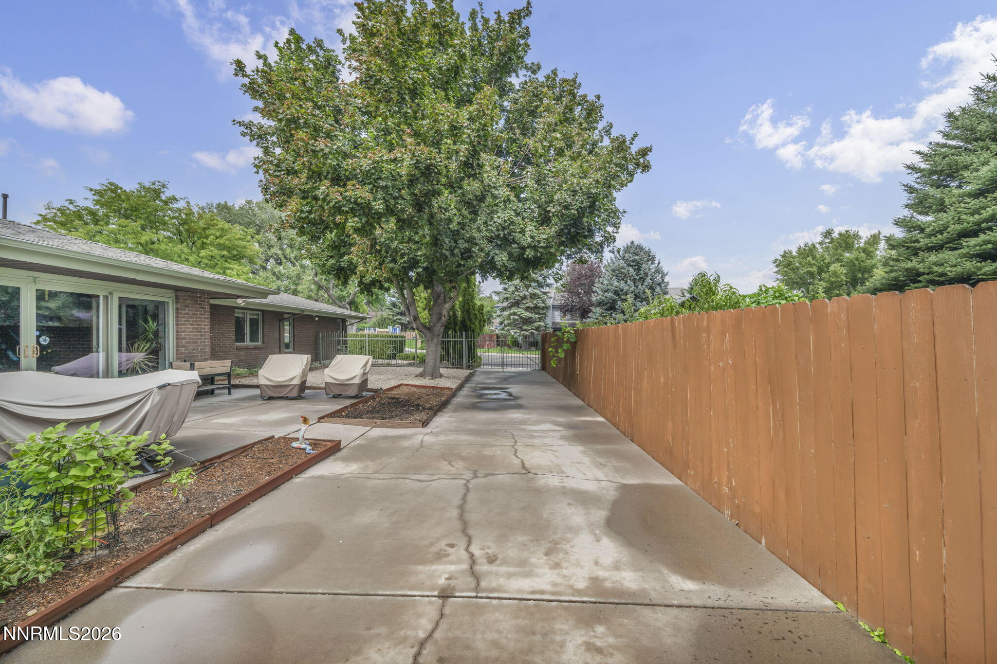 1521 Valencia Court Property Photo 42