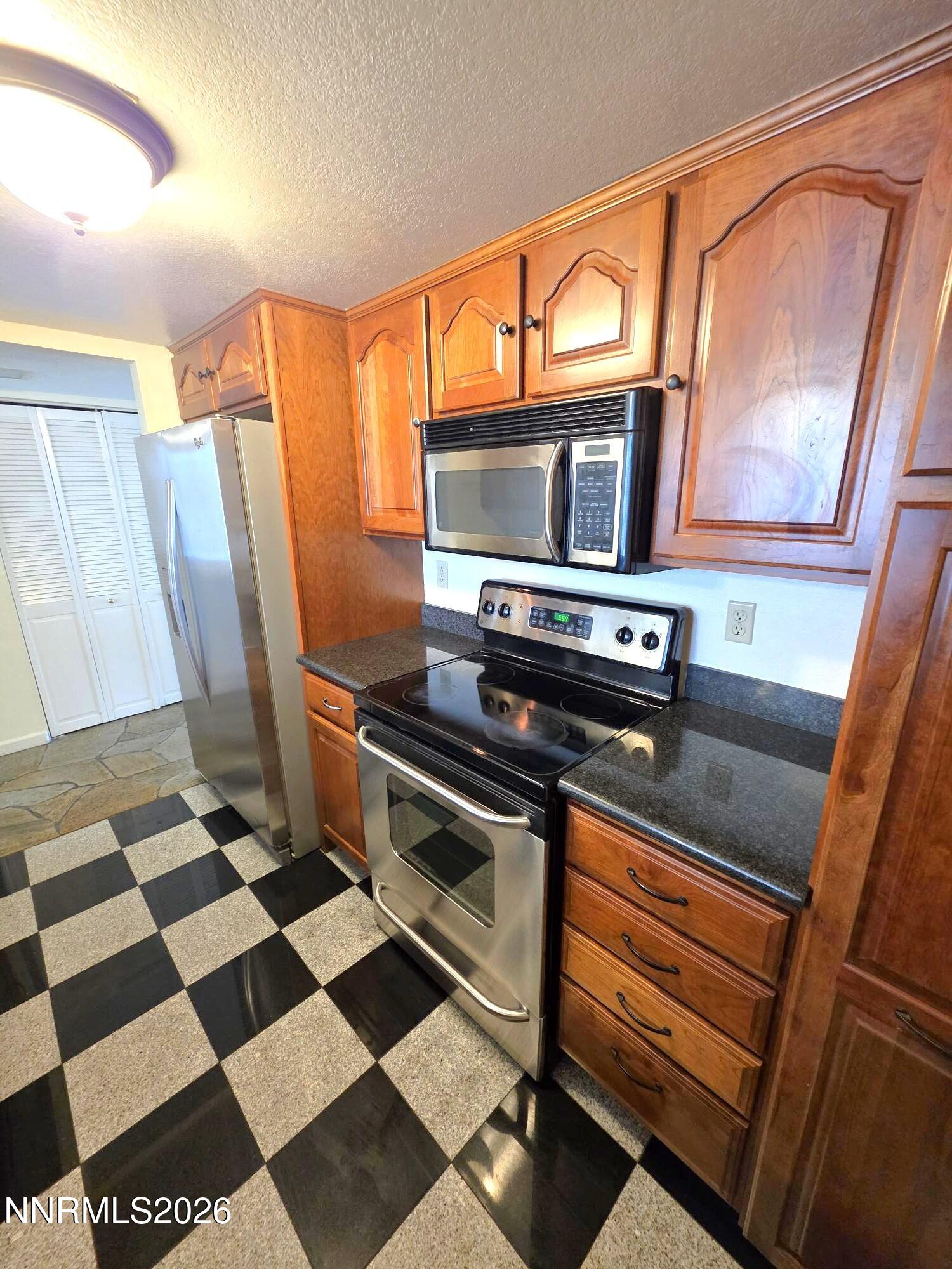 13810 Lear Boulevard Property Photo 8