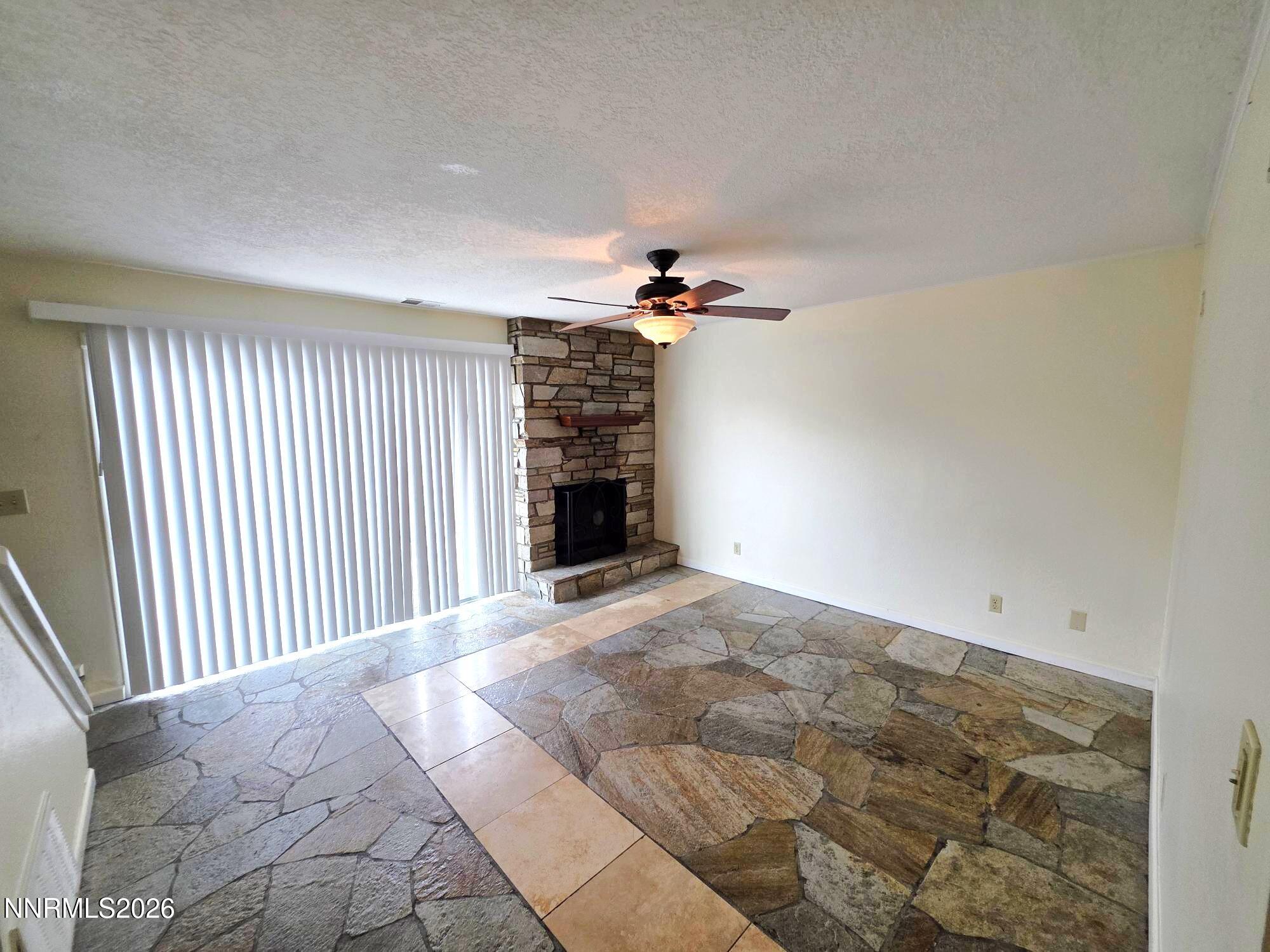13810 Lear Boulevard Property Photo 10