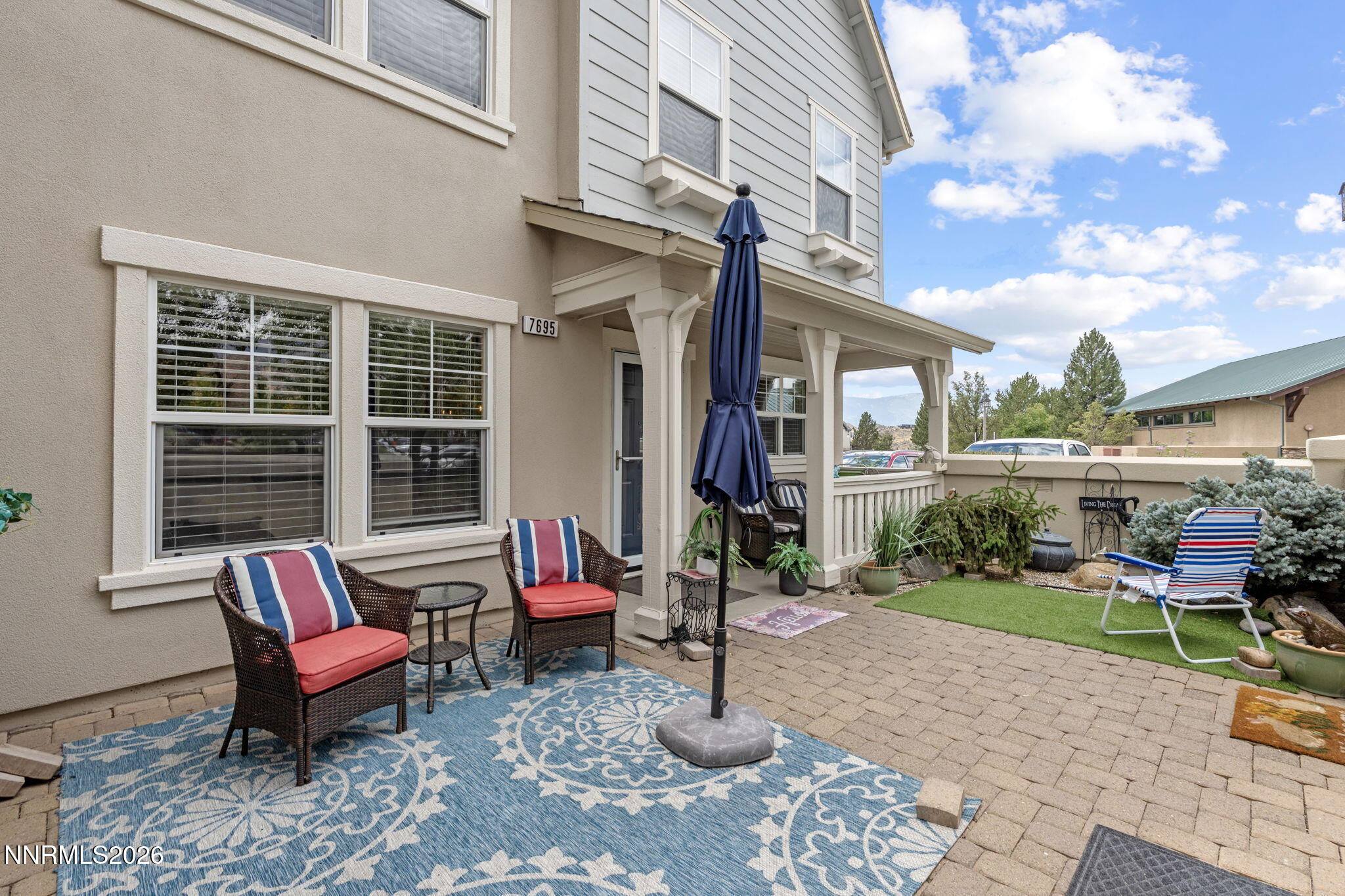 7695 Pebblestone Way Property Photo 4