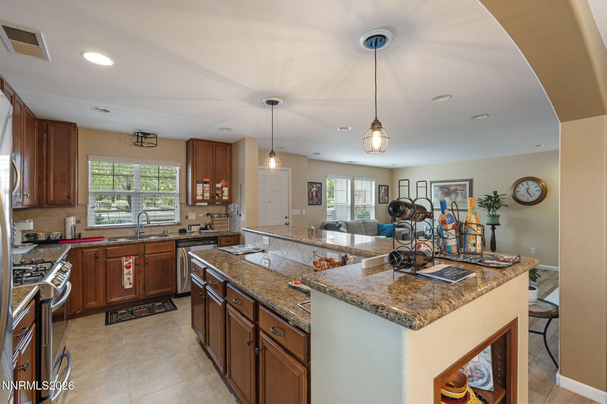 7695 Pebblestone Way Property Photo 11