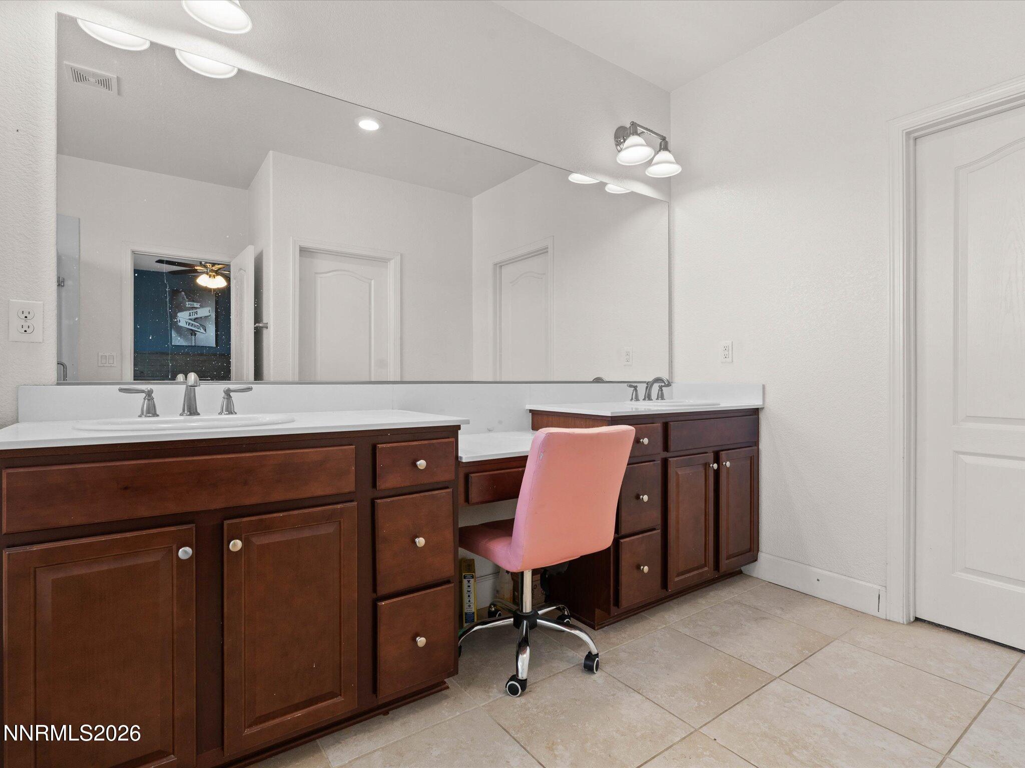 6980 Bannister Road Property Photo 23