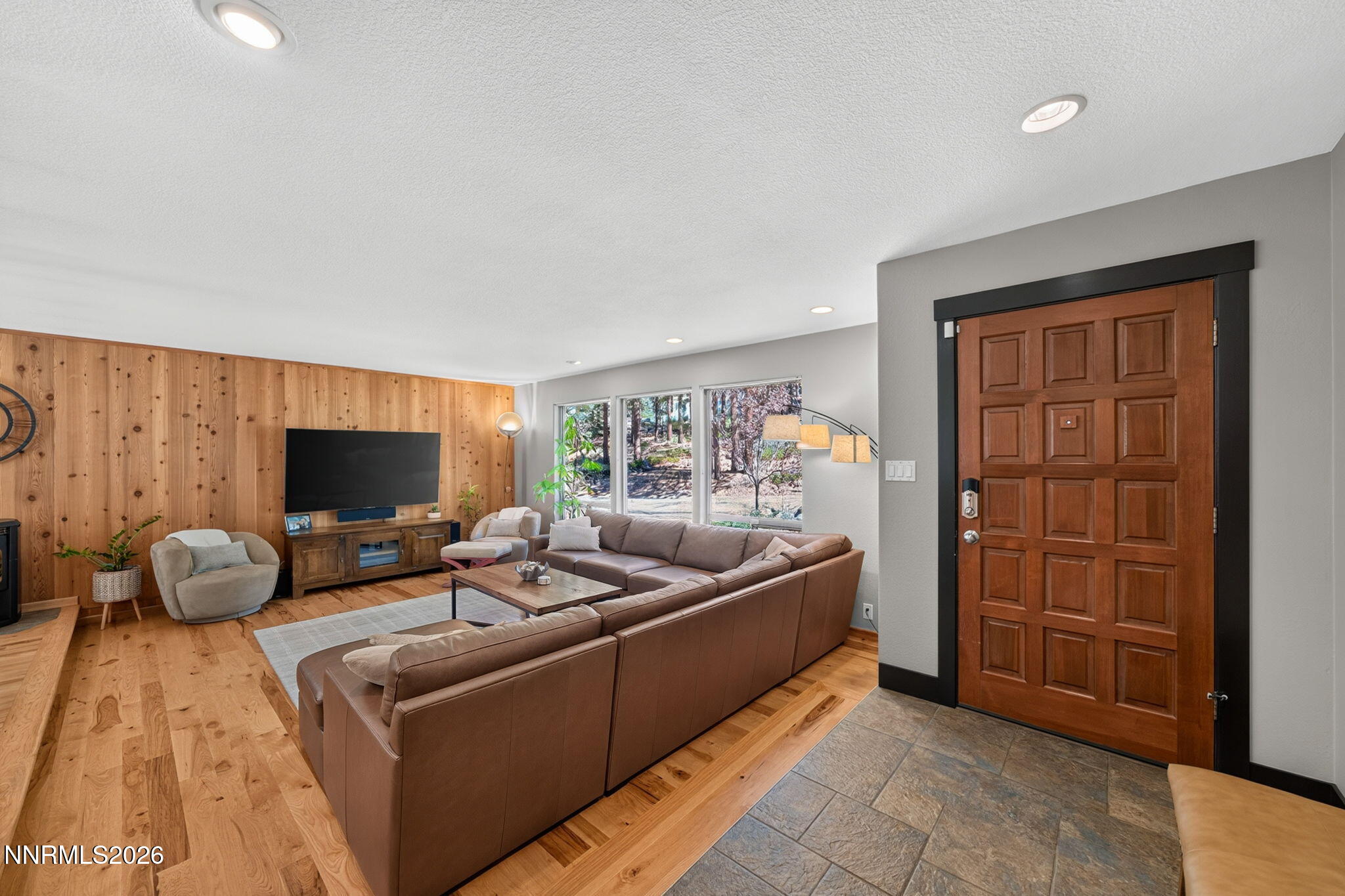146 Palisades Drive Property Photo 12