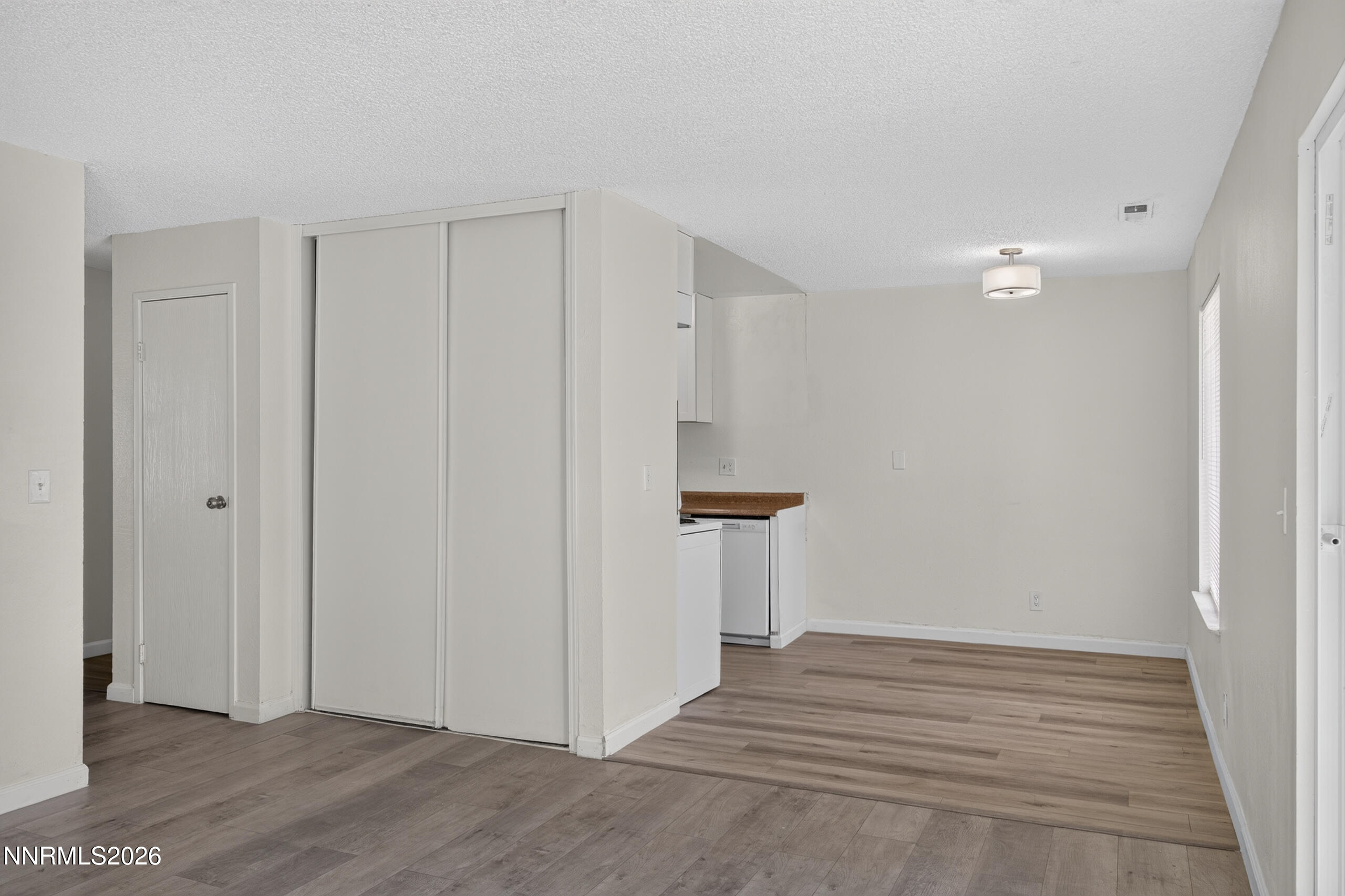 4602 Neil Road Apt 72 Property Photo 4