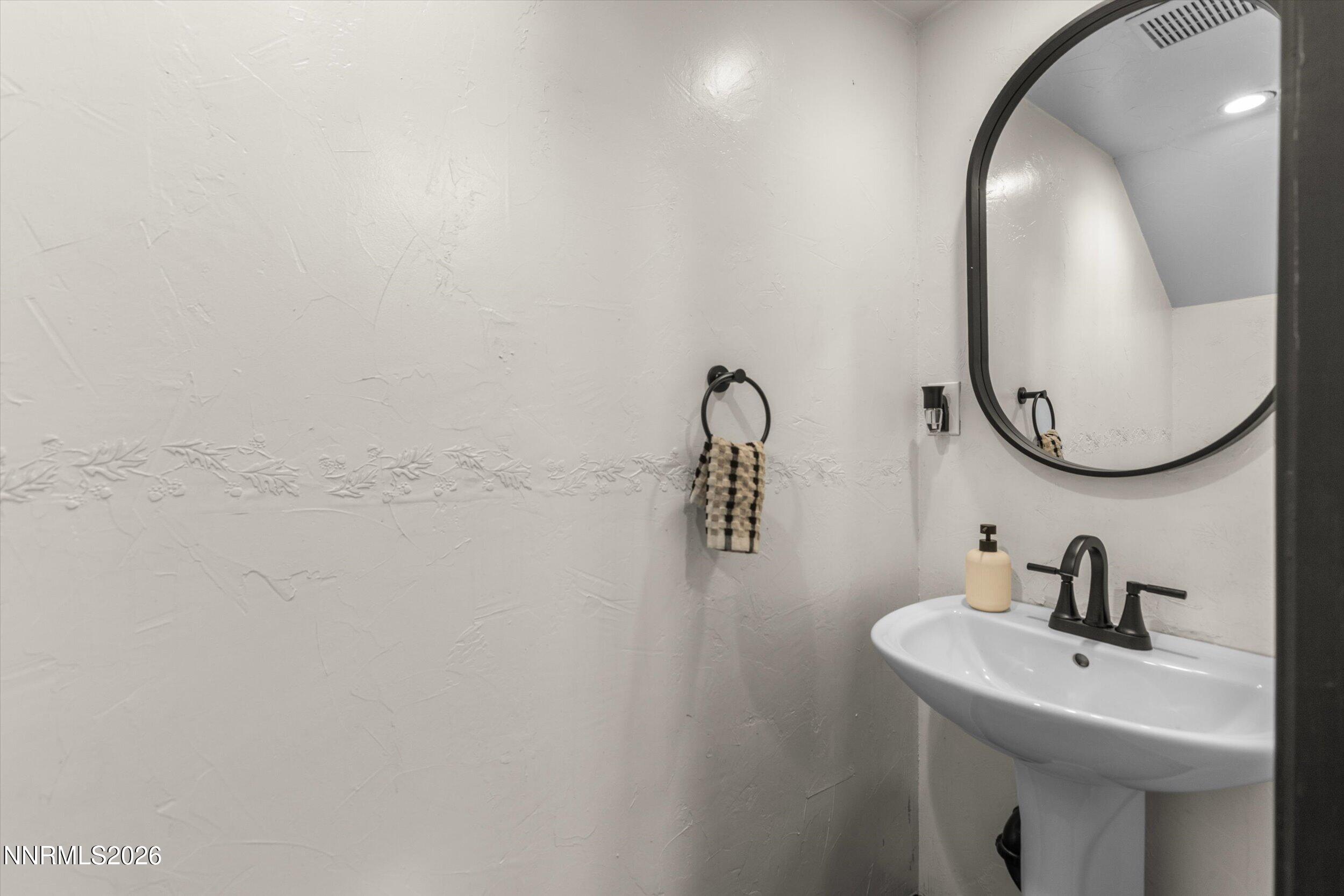 1531 Steven Court Property Photo 7