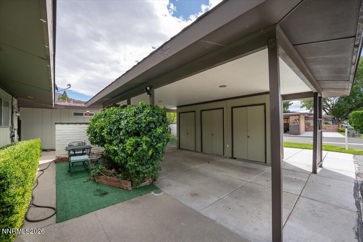 3453 E Hidden Valley Drive Property Photo 25
