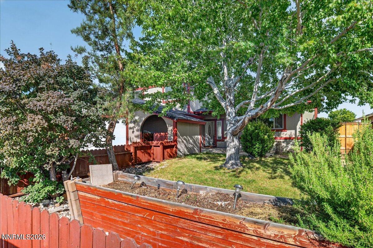 1903 Pinewood Drive Property Photo 4
