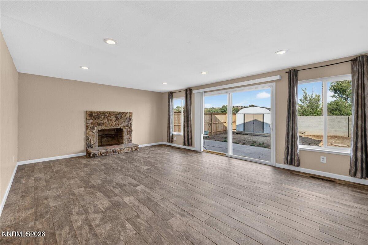 1903 Pinewood Drive Property Photo 15