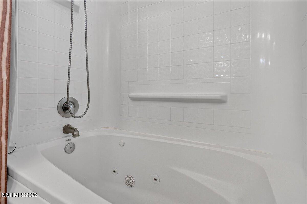 1903 Pinewood Drive Property Photo 23