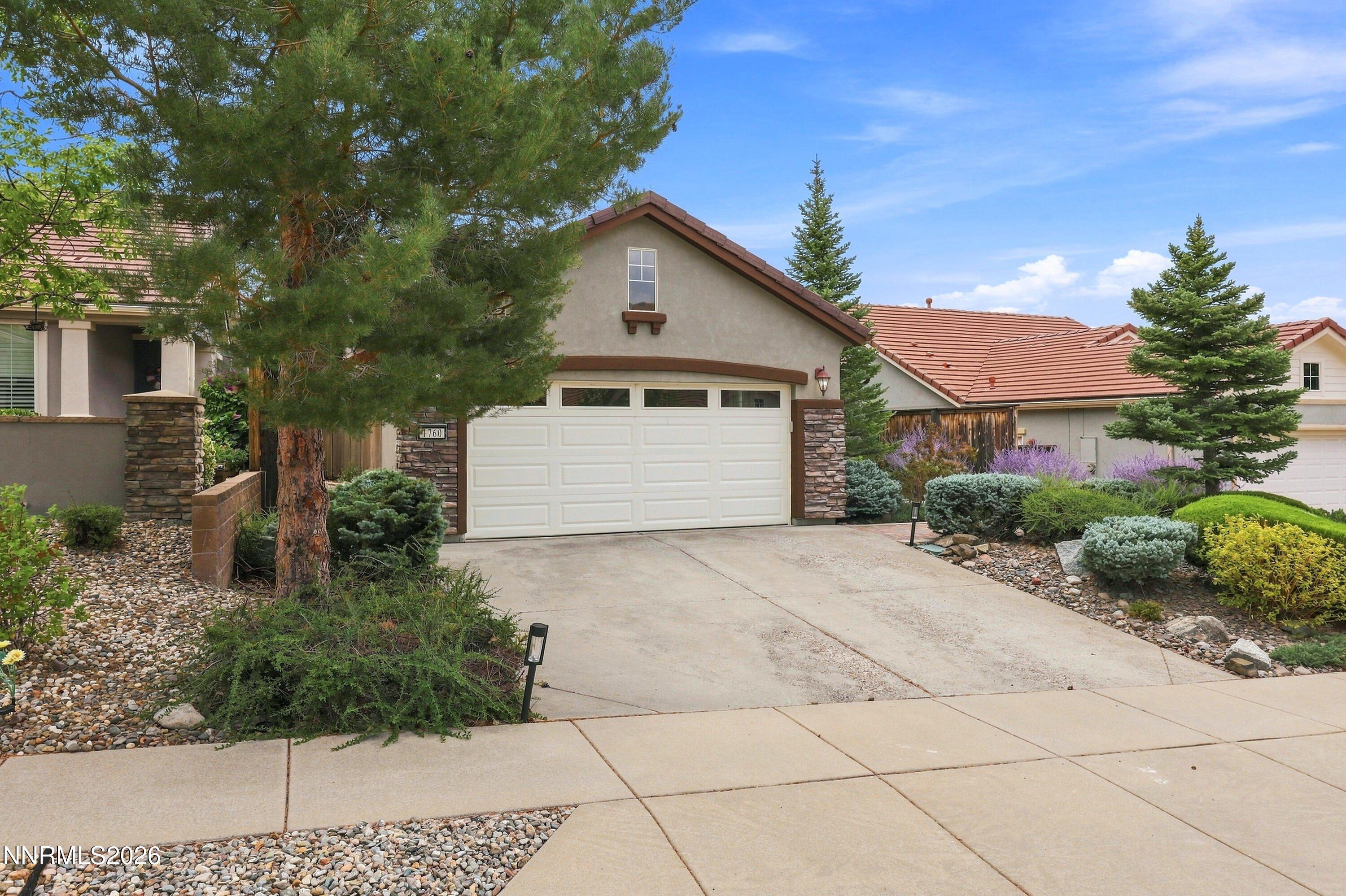 1760 Trail Creek Way Property Photo 2