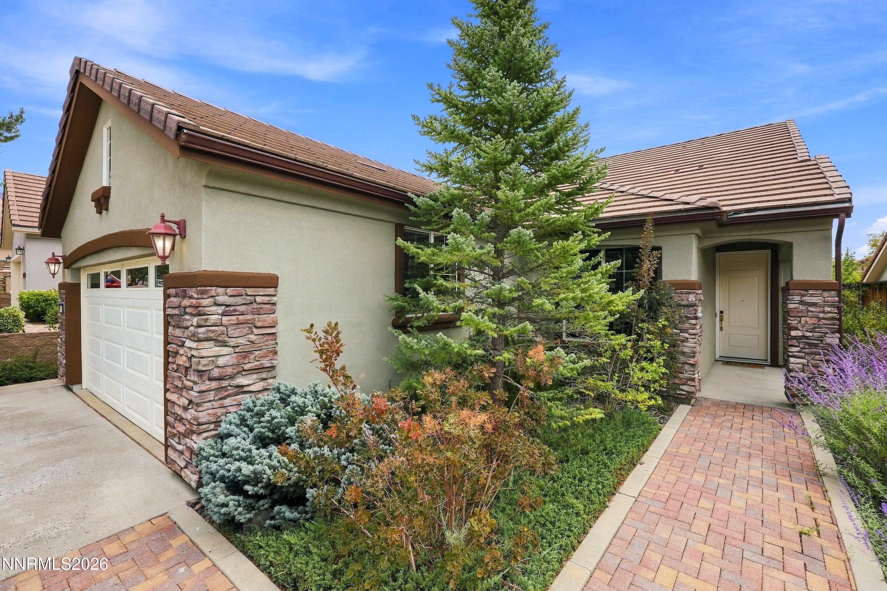 1760 Trail Creek Way Property Photo 4