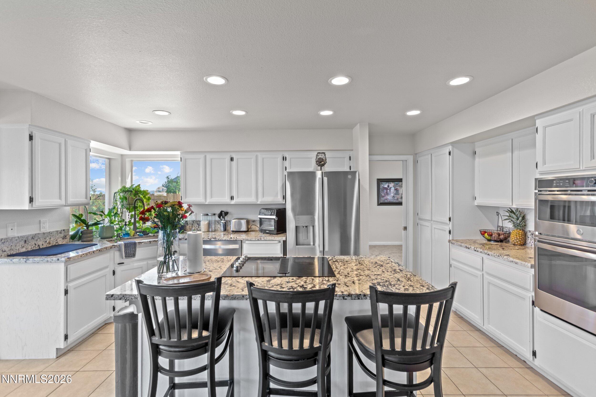 102 Pebble Drive Property Photo 4