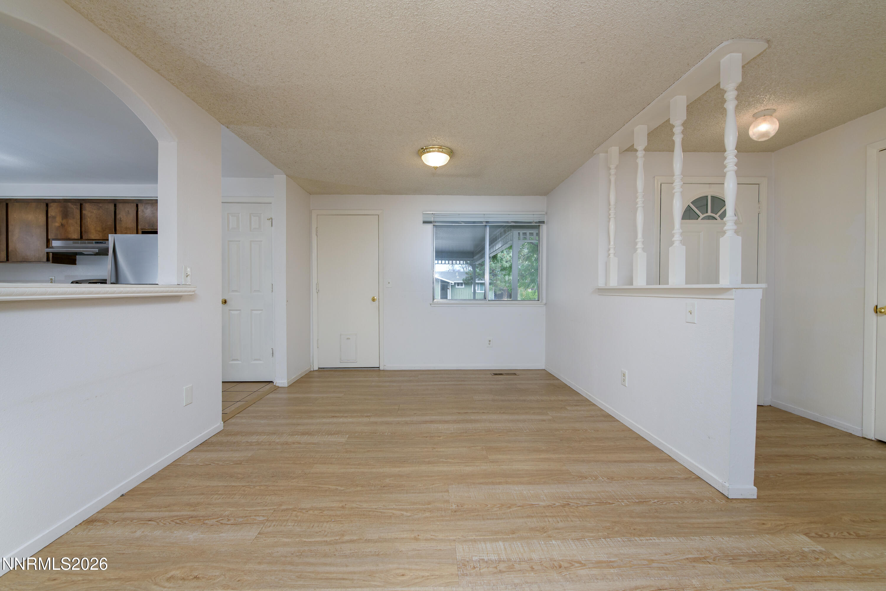 3338 Somerset Way Property Photo 8