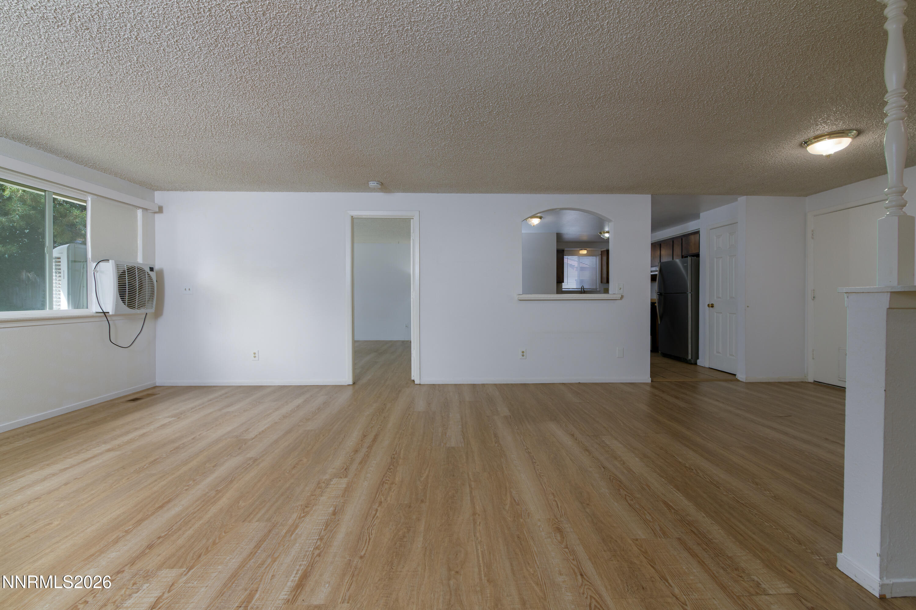 3338 Somerset Way Property Photo 9