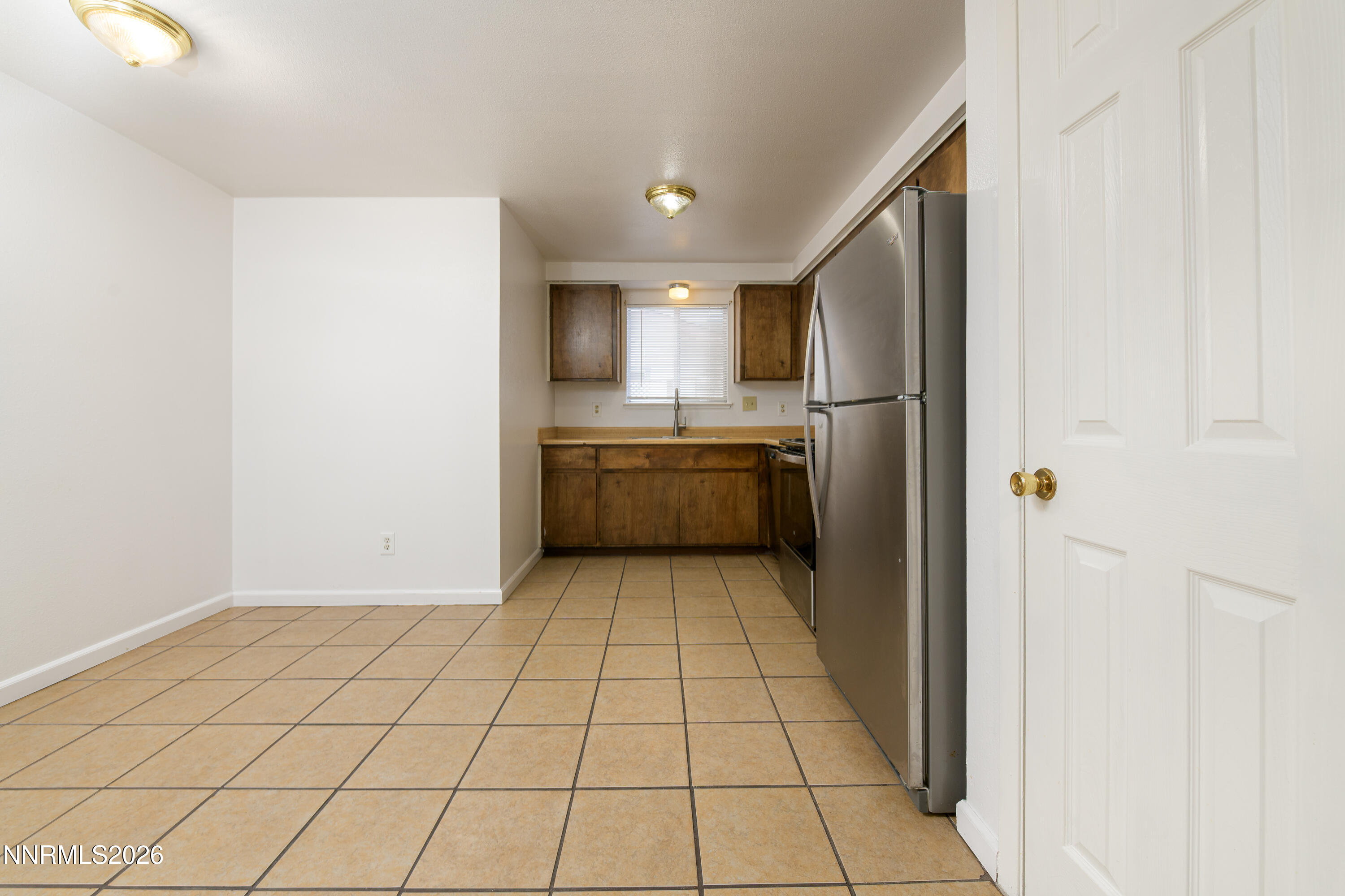 3338 Somerset Way Property Photo 12