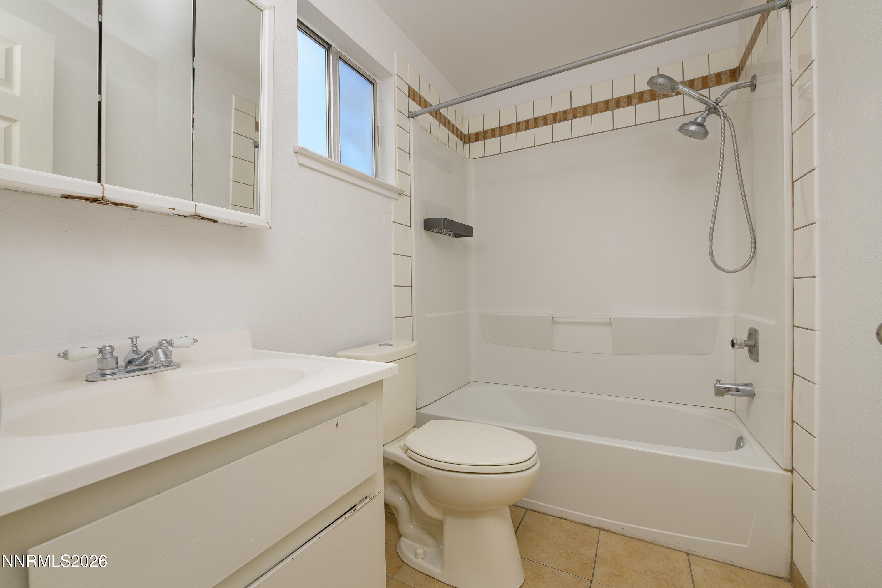 3338 Somerset Way Property Photo 15