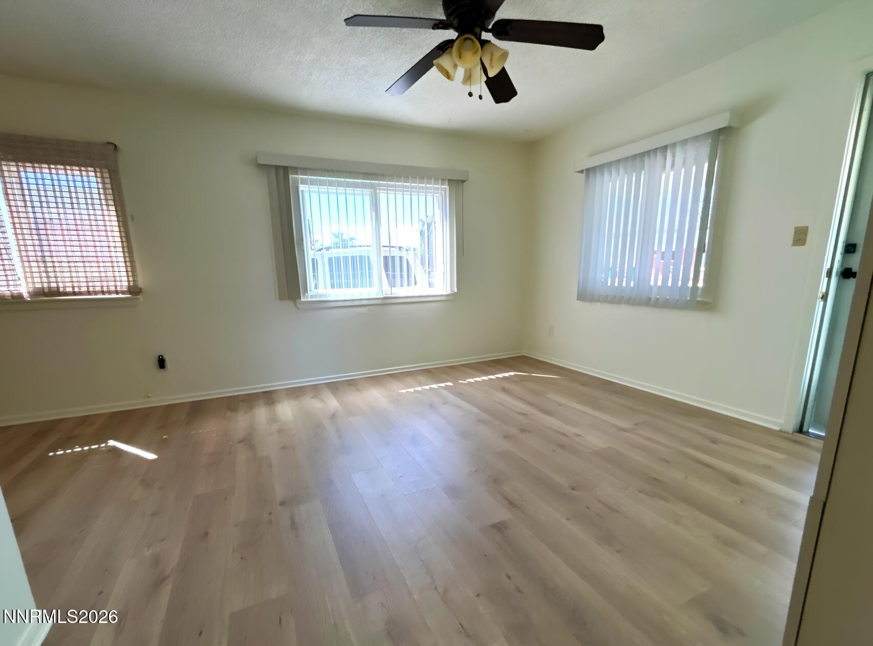 1052 20th Street Property Photo 6