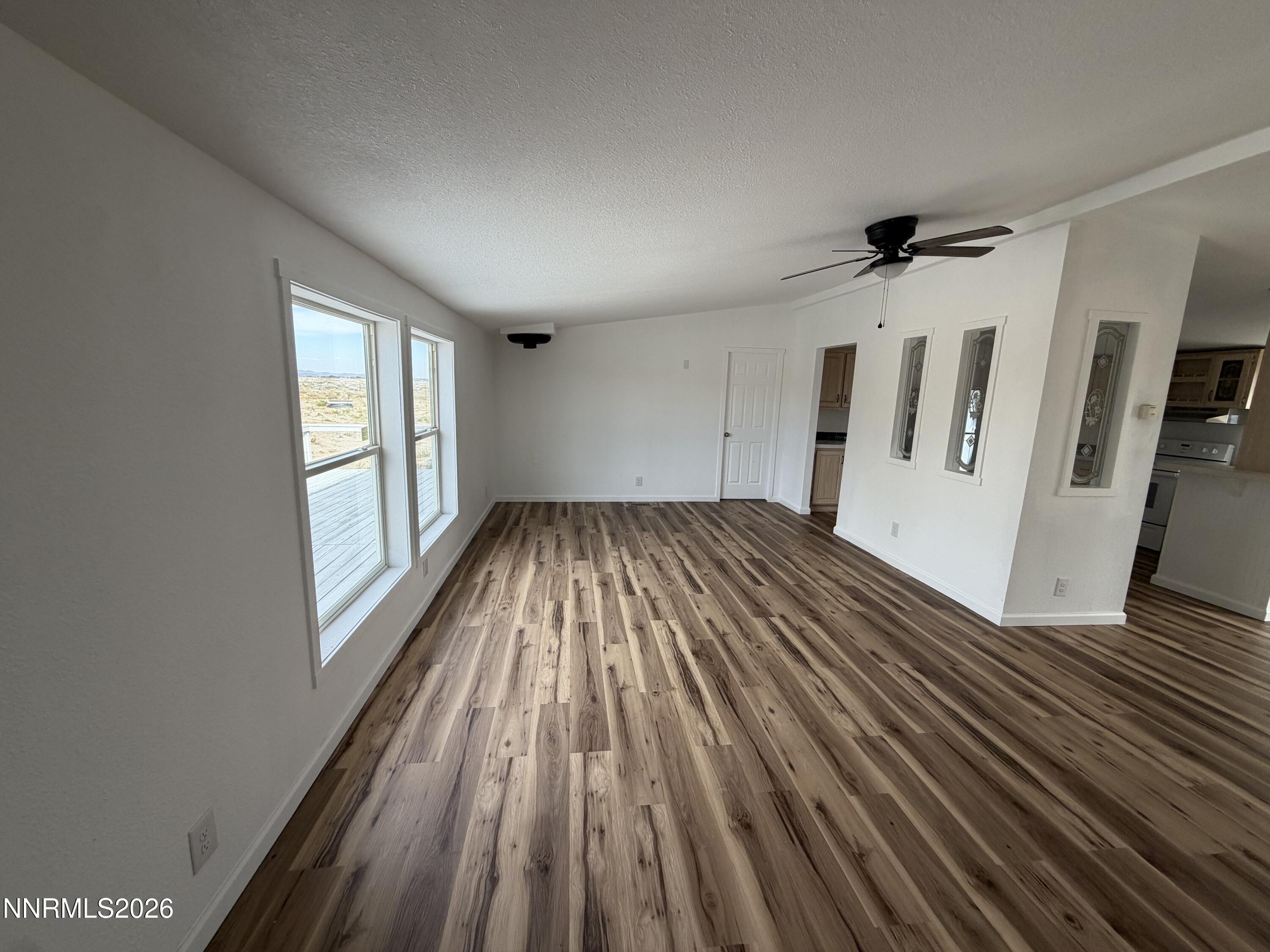 1655 E 6th Street Property Photo 3