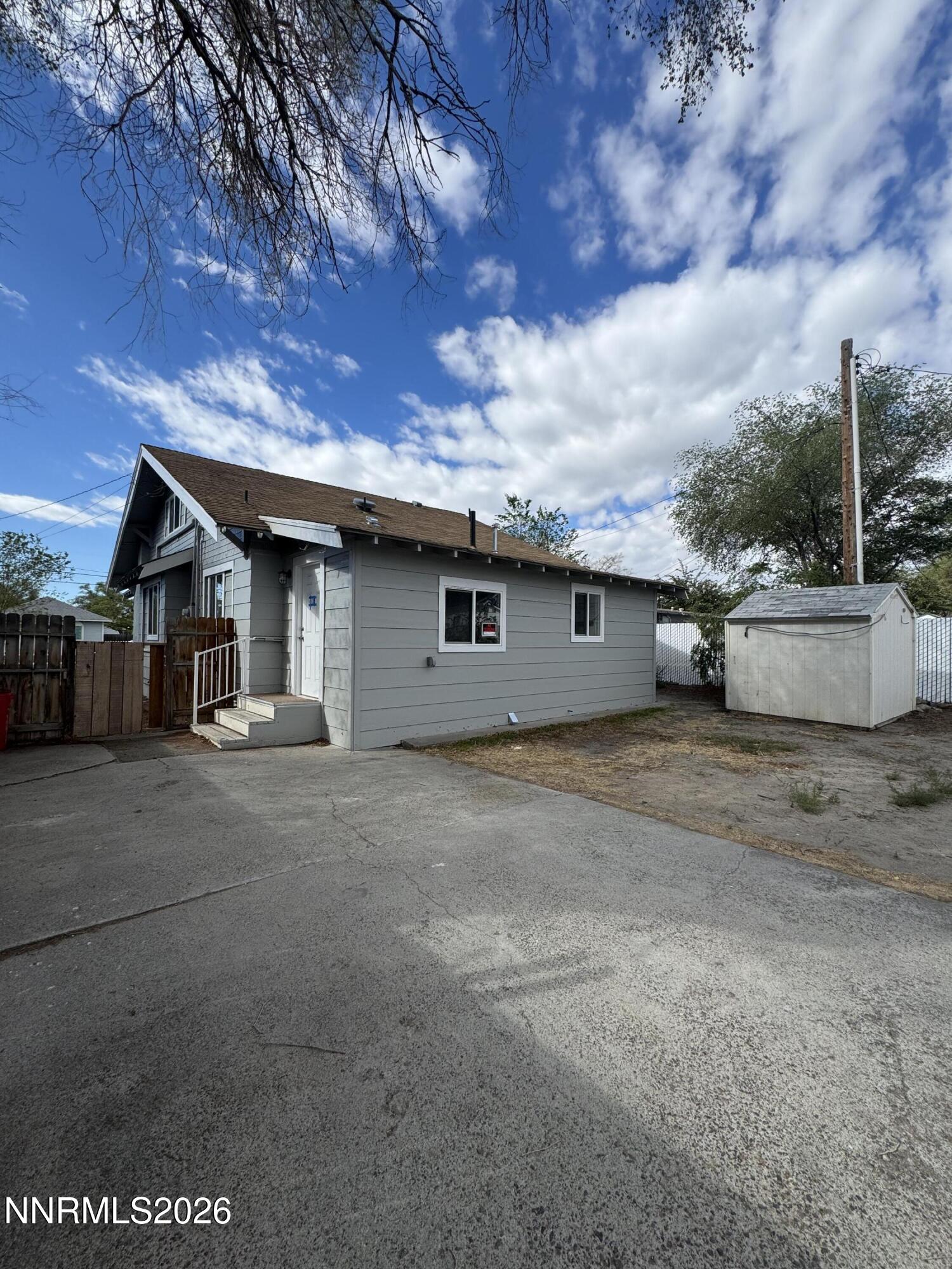 361 E Stillwater Avenue Property Photo 2