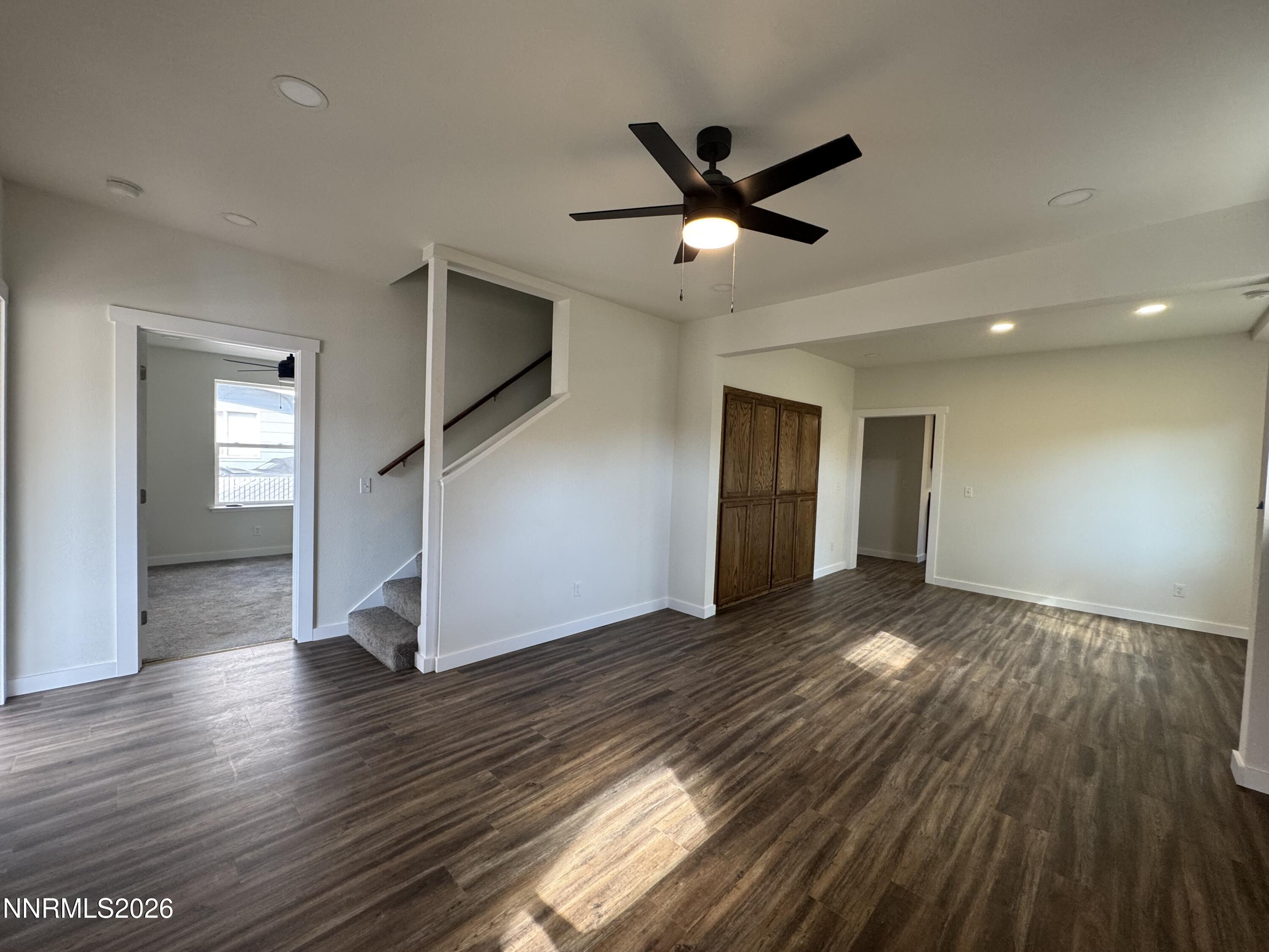 361 E Stillwater Avenue Property Photo 9