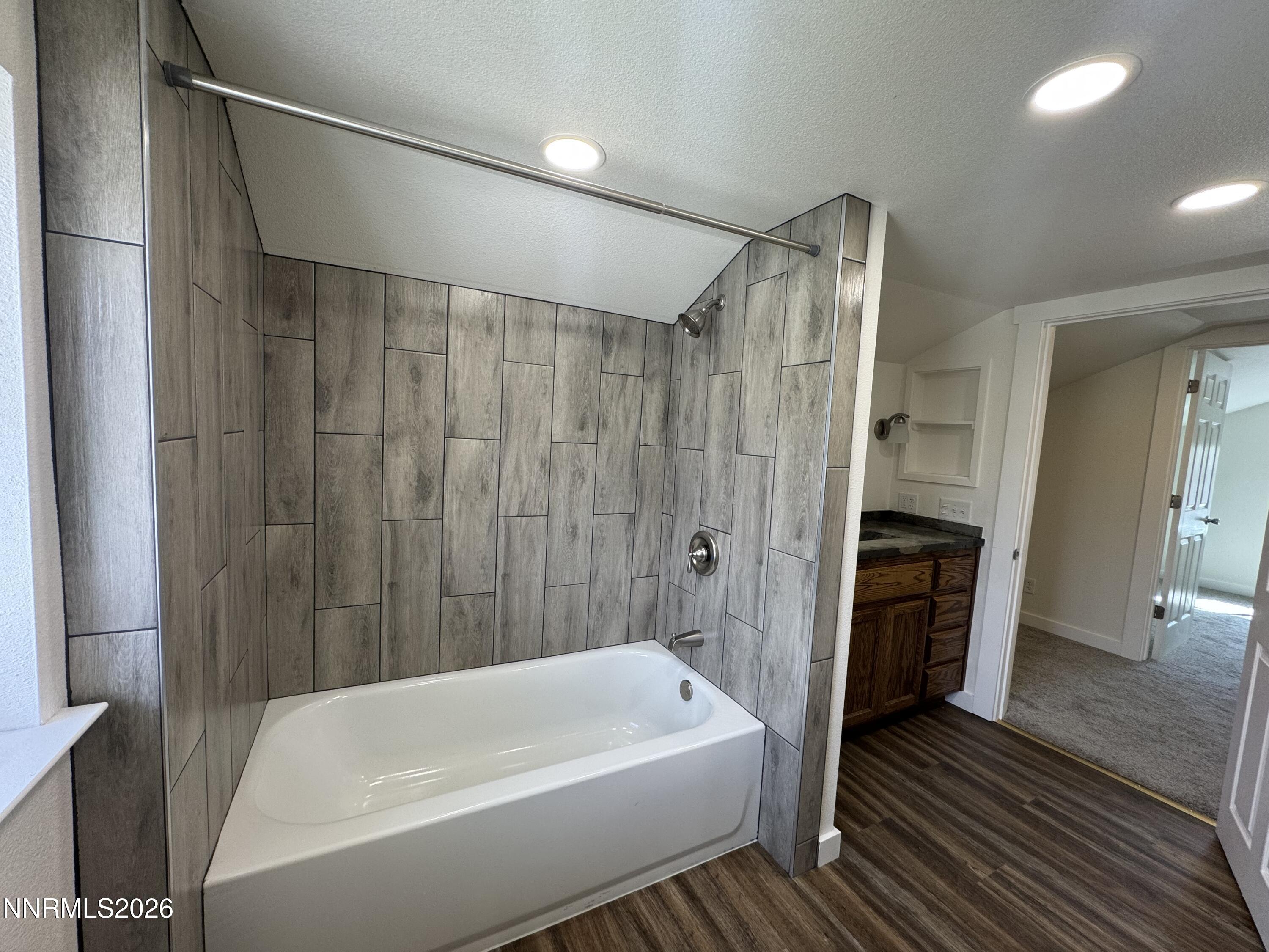 361 E Stillwater Avenue Property Photo 22