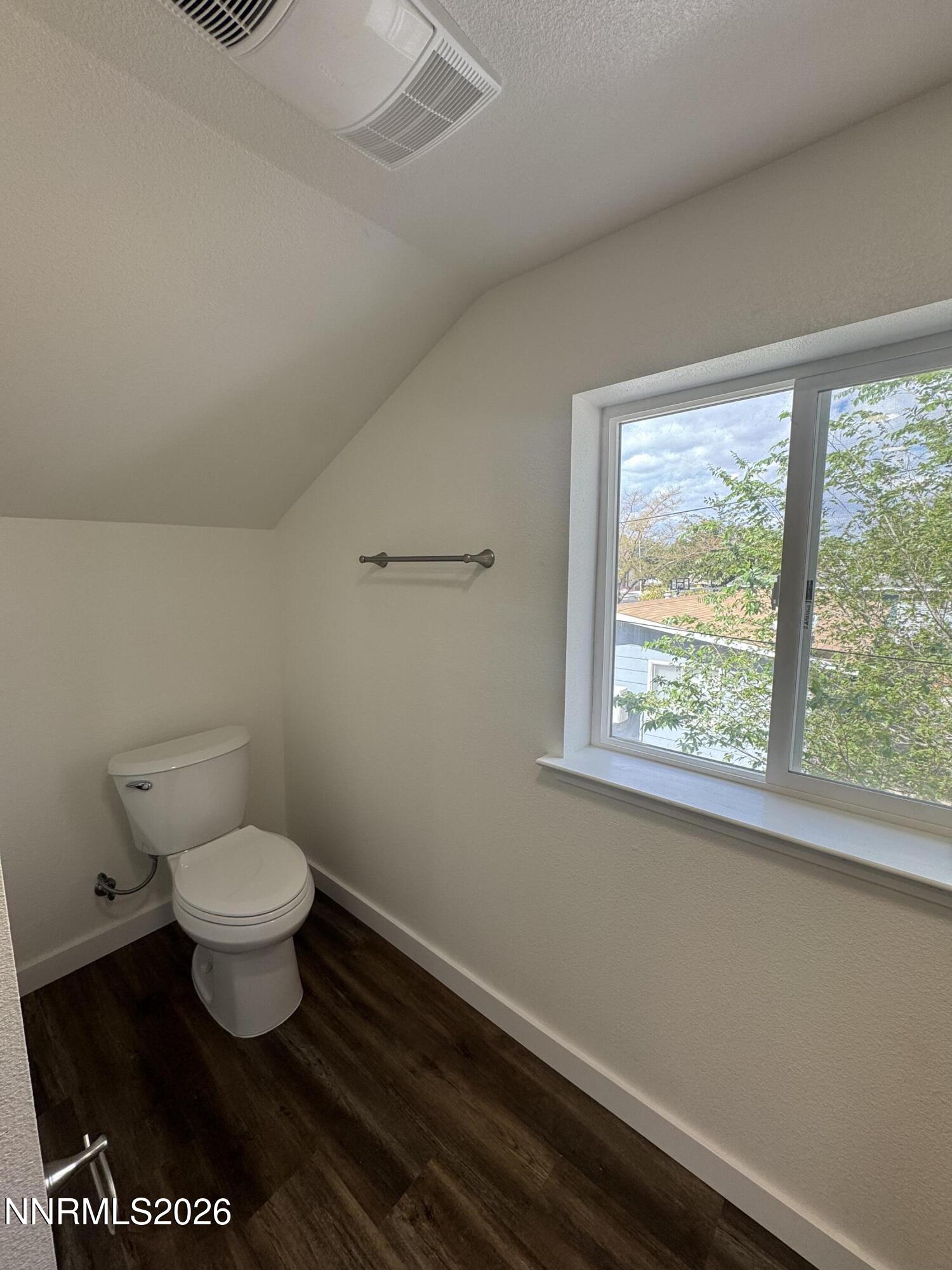 361 E Stillwater Avenue Property Photo 23