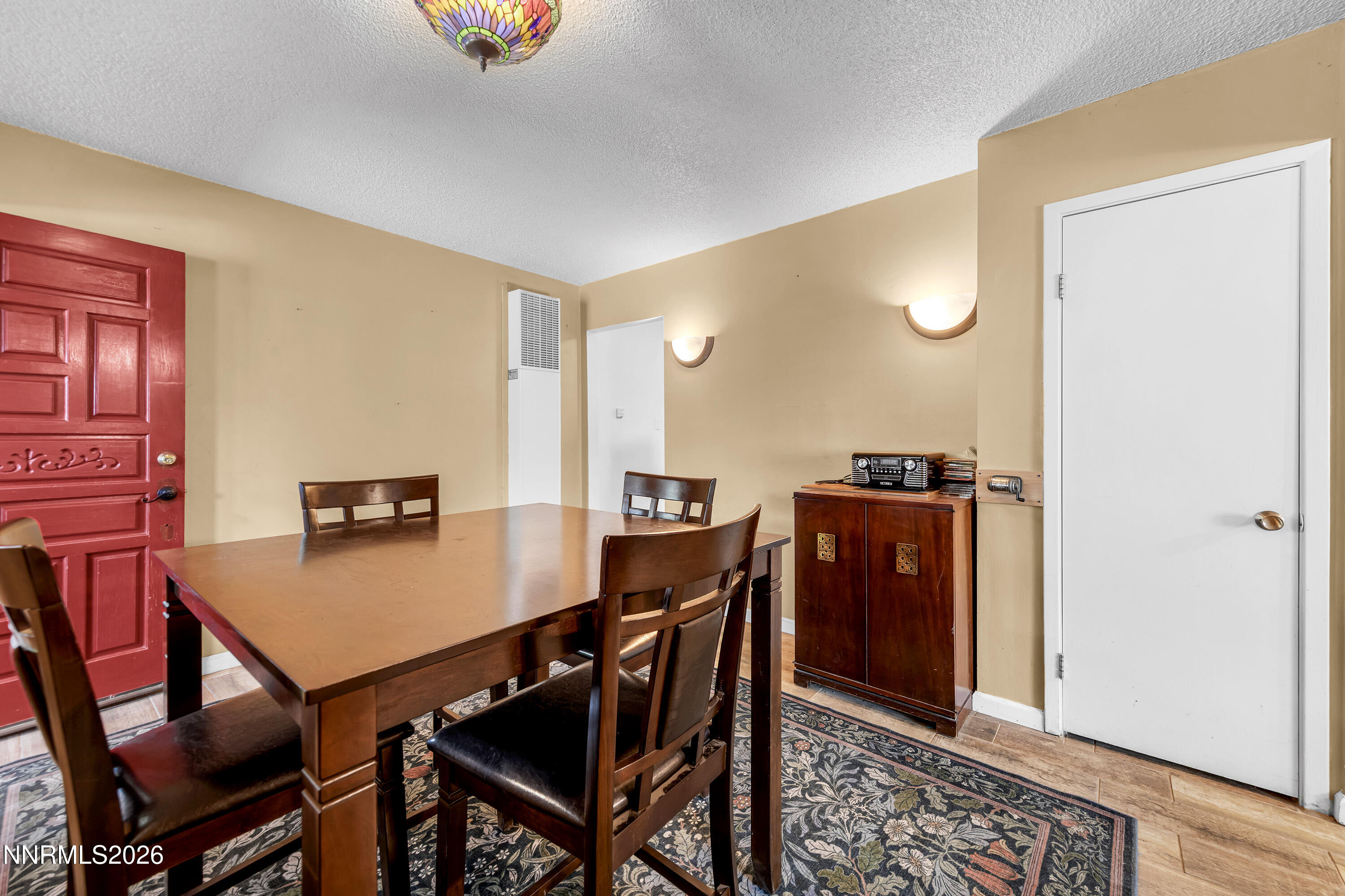 690 Matterhorn Boulevard Property Photo 5