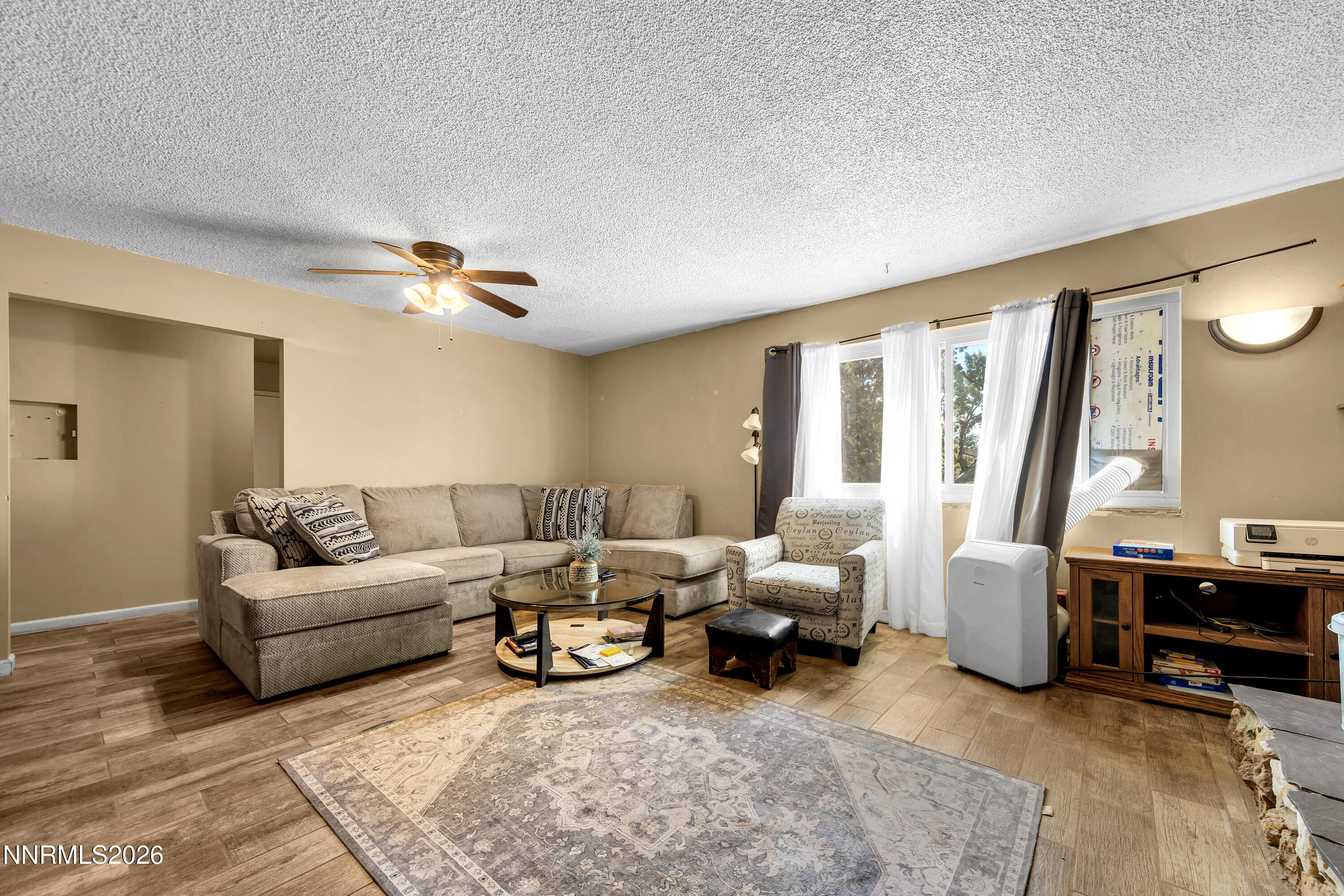 690 Matterhorn Boulevard Property Photo 9