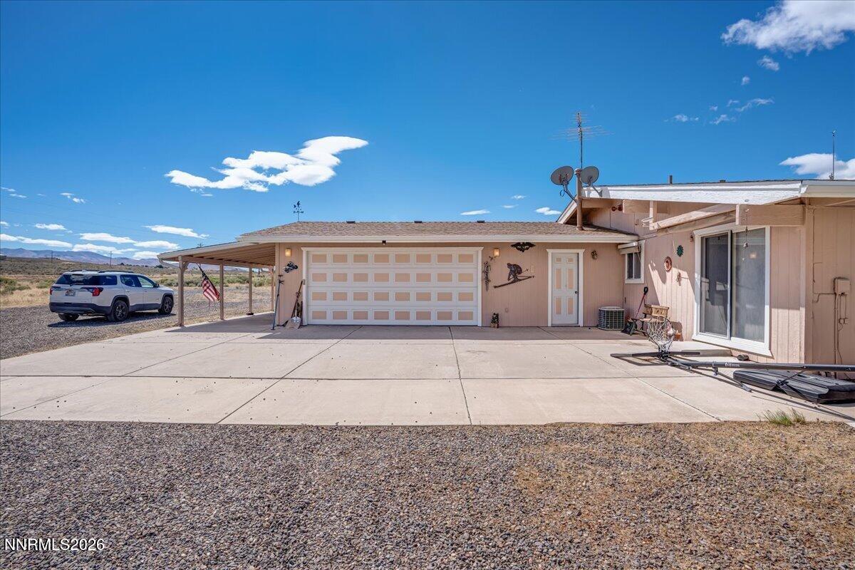 1780 Amber Way Property Photo 2
