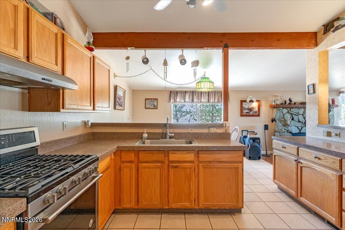 1780 Amber Way Property Photo 3