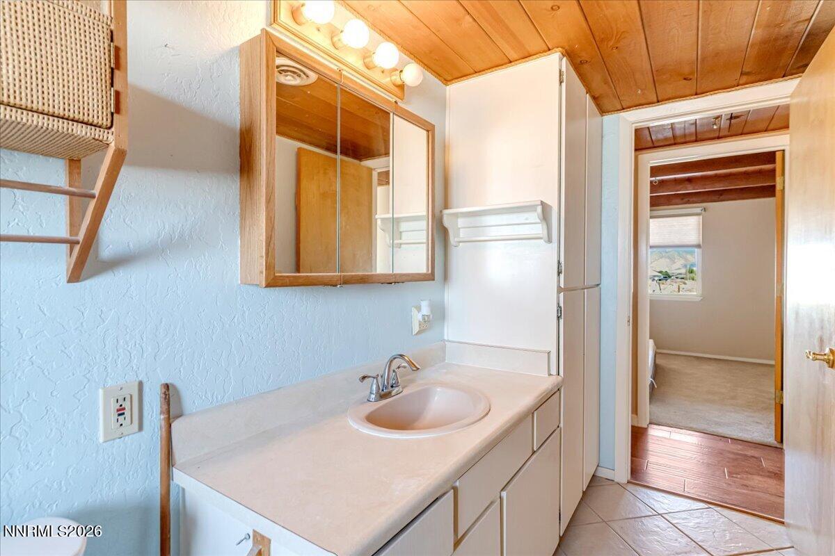 1780 Amber Way Property Photo 8