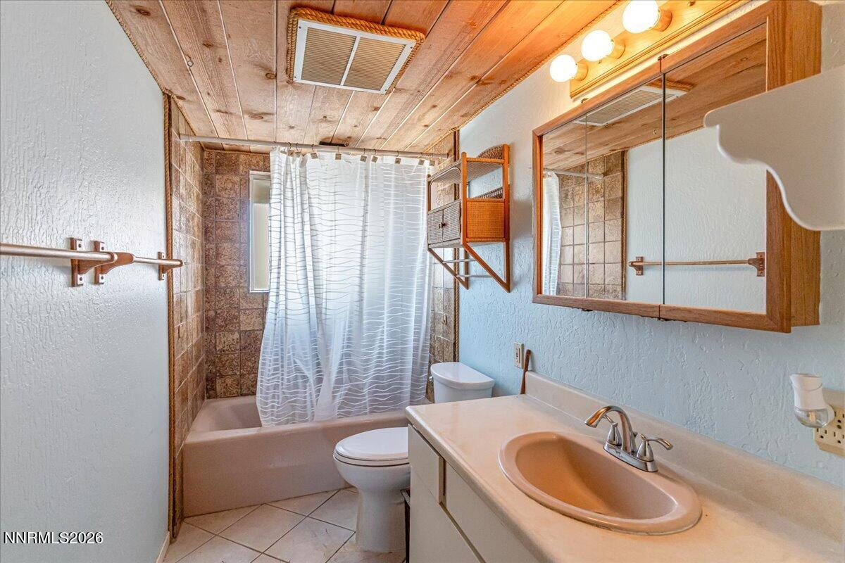 1780 Amber Way Property Photo 9
