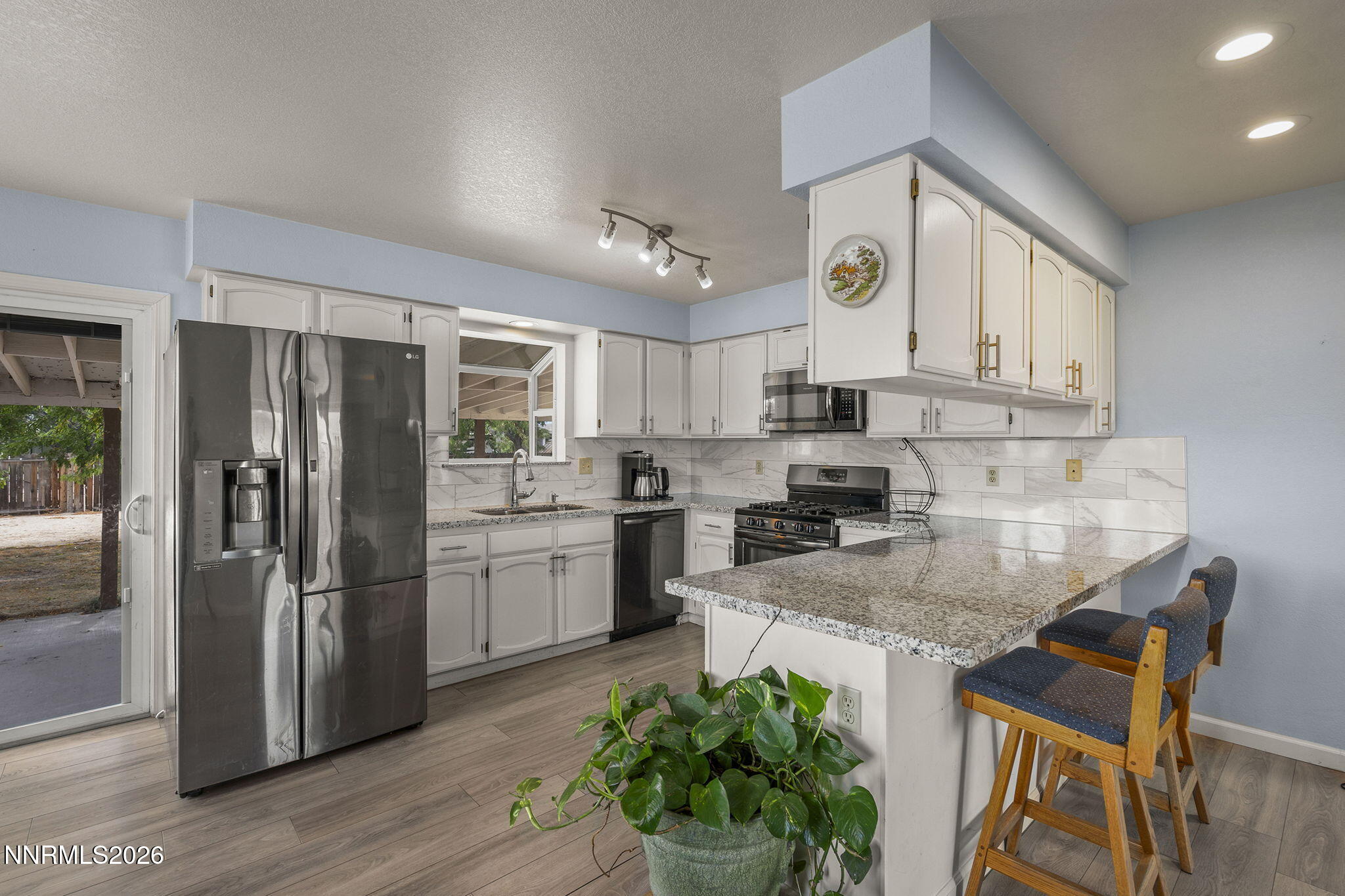 90 Firestone Drive Property Photo 4