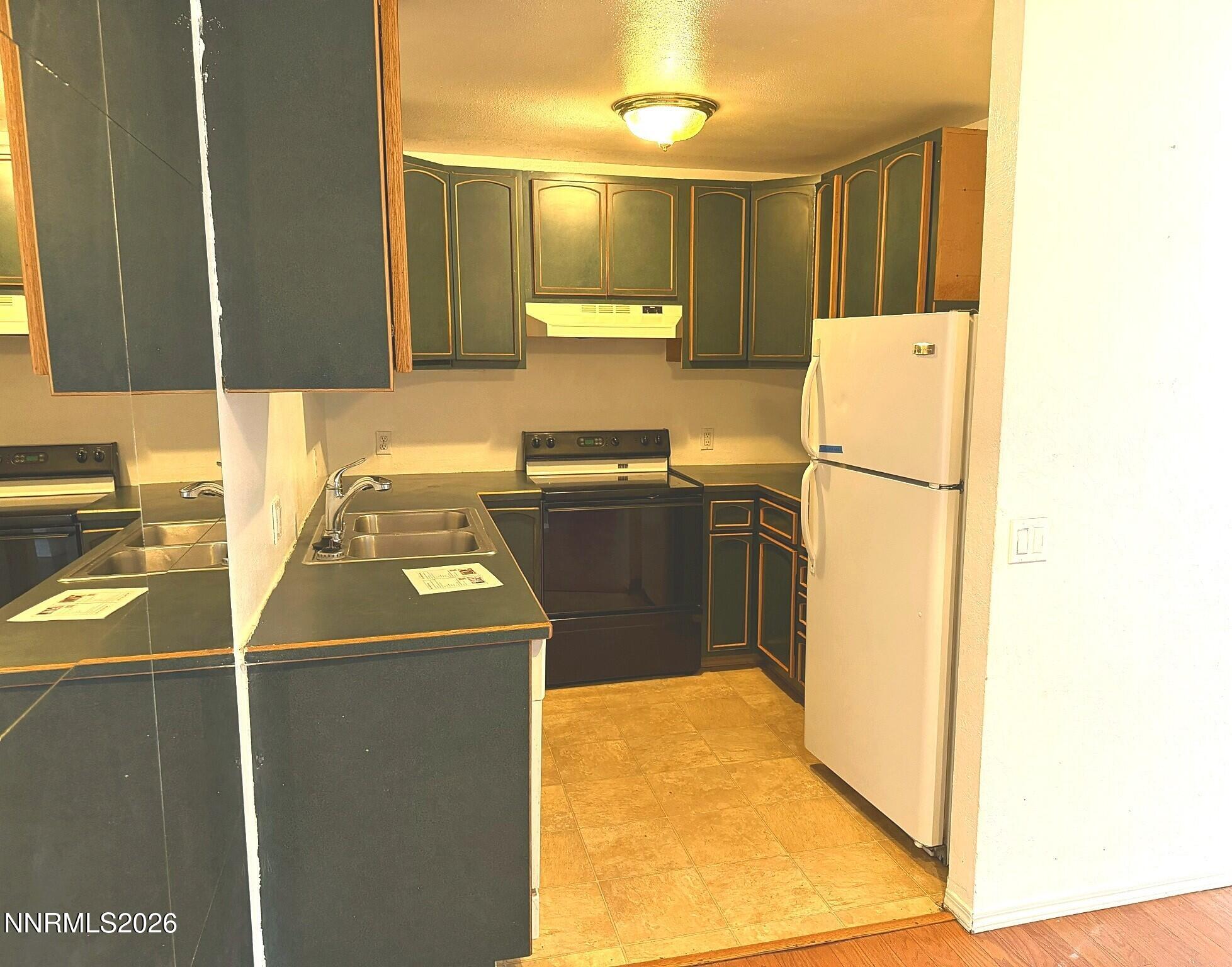 2385 Tripp Drive 8 Property Photo 3