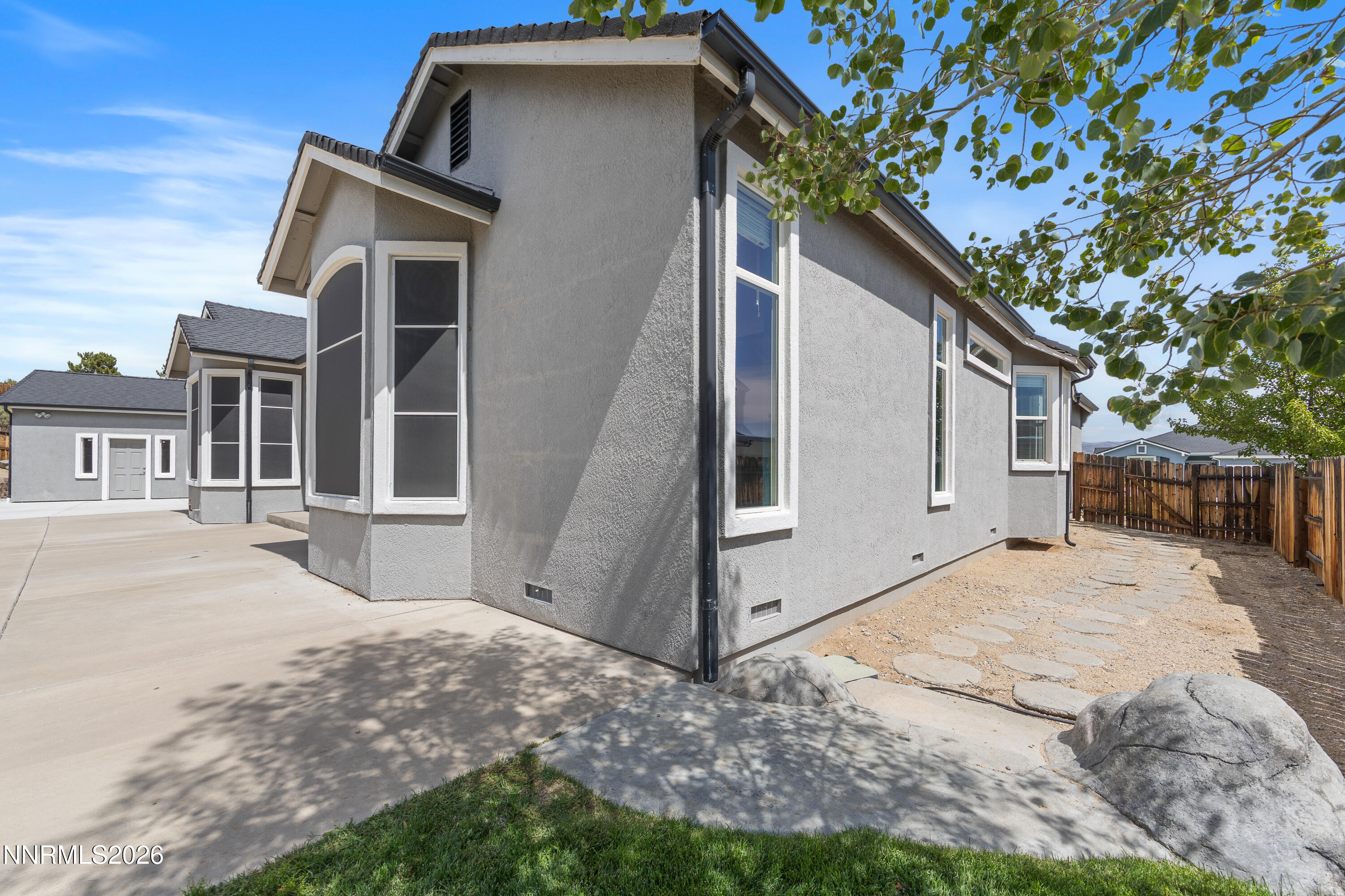 1139 Fuggles Drive Property Photo 43