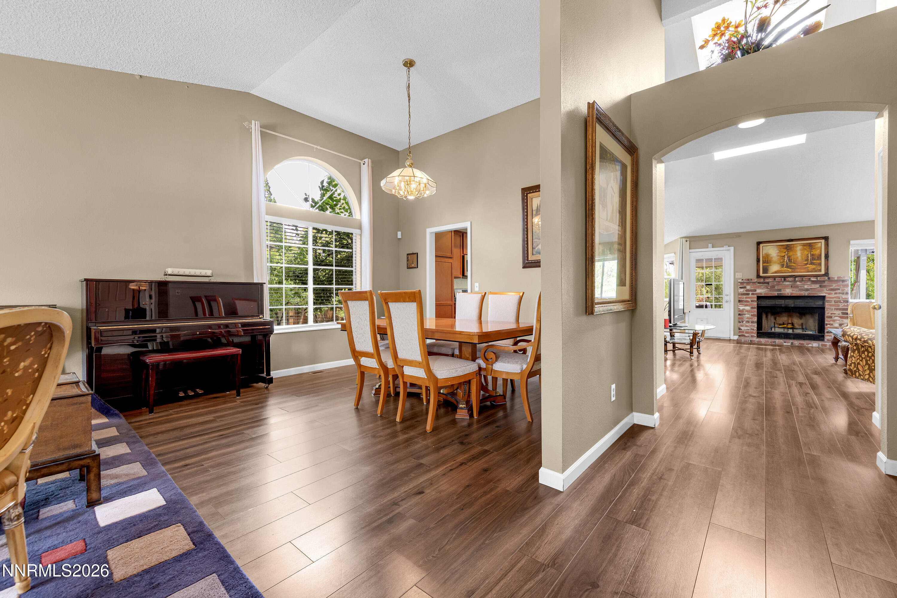 6052 Torrington Drive Property Photo 8