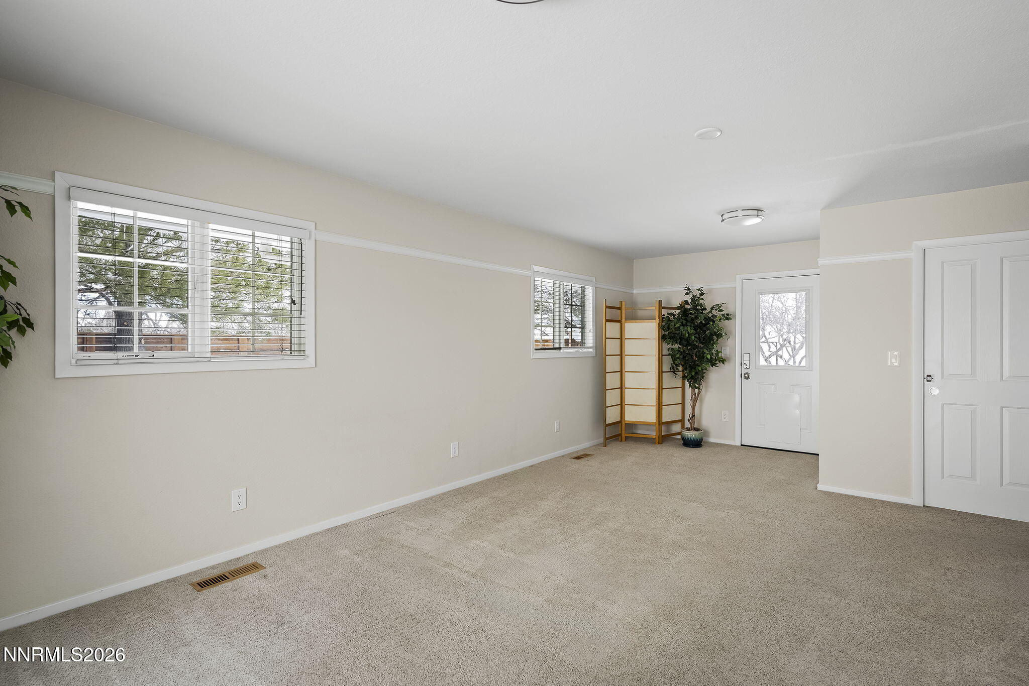 990 Del Monte Lane Property Photo 22