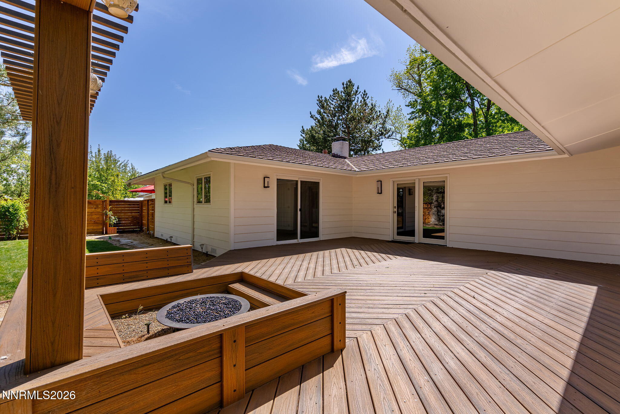 990 Del Monte Lane Property Photo 35