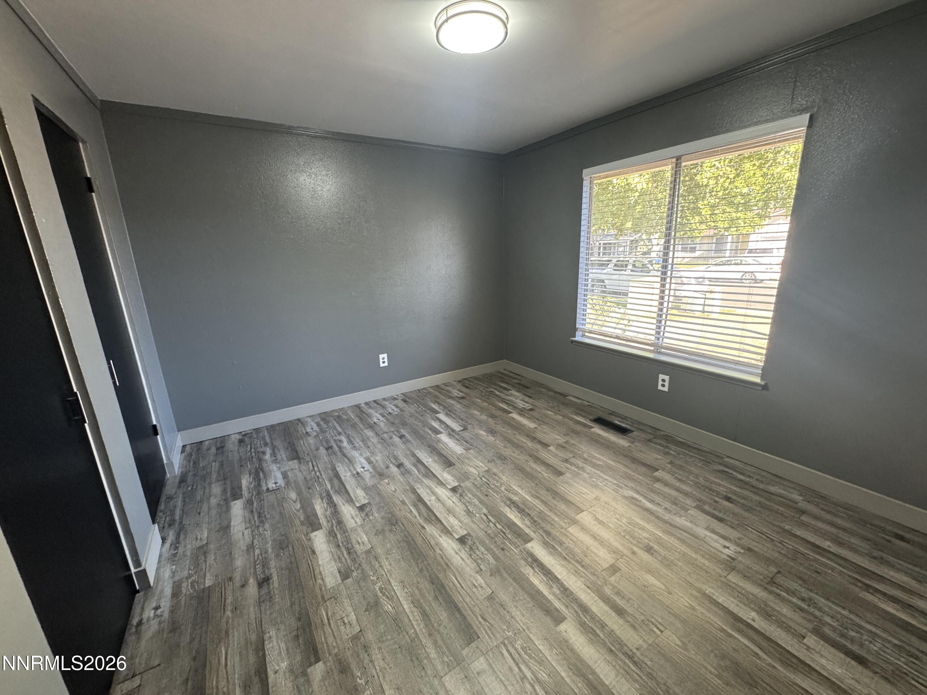 936 Glen Molly Drive Property Photo 12