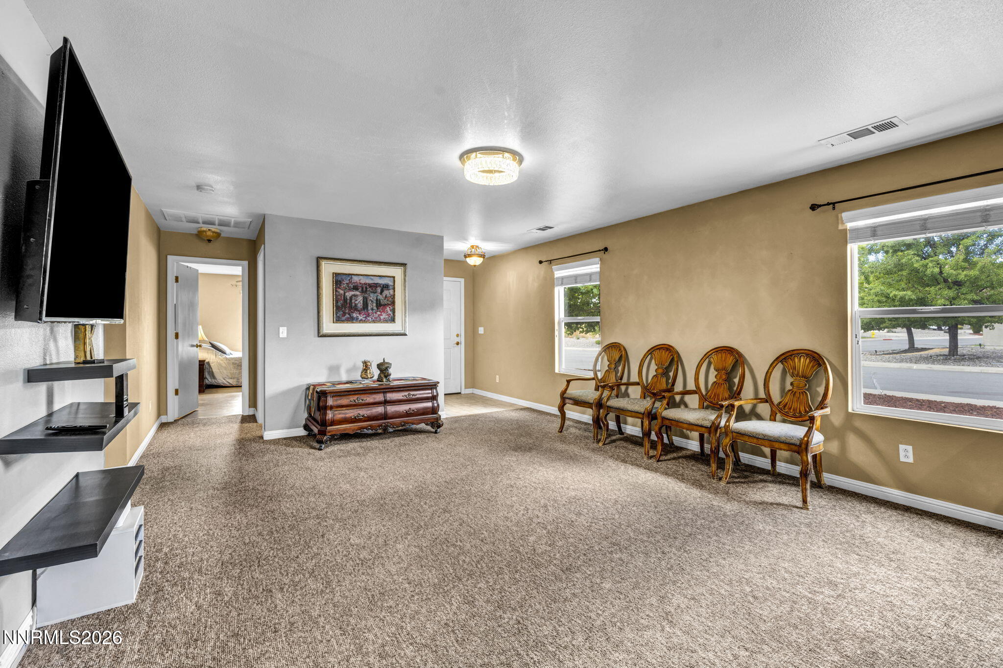 1146 Hushfield Court Property Photo 4