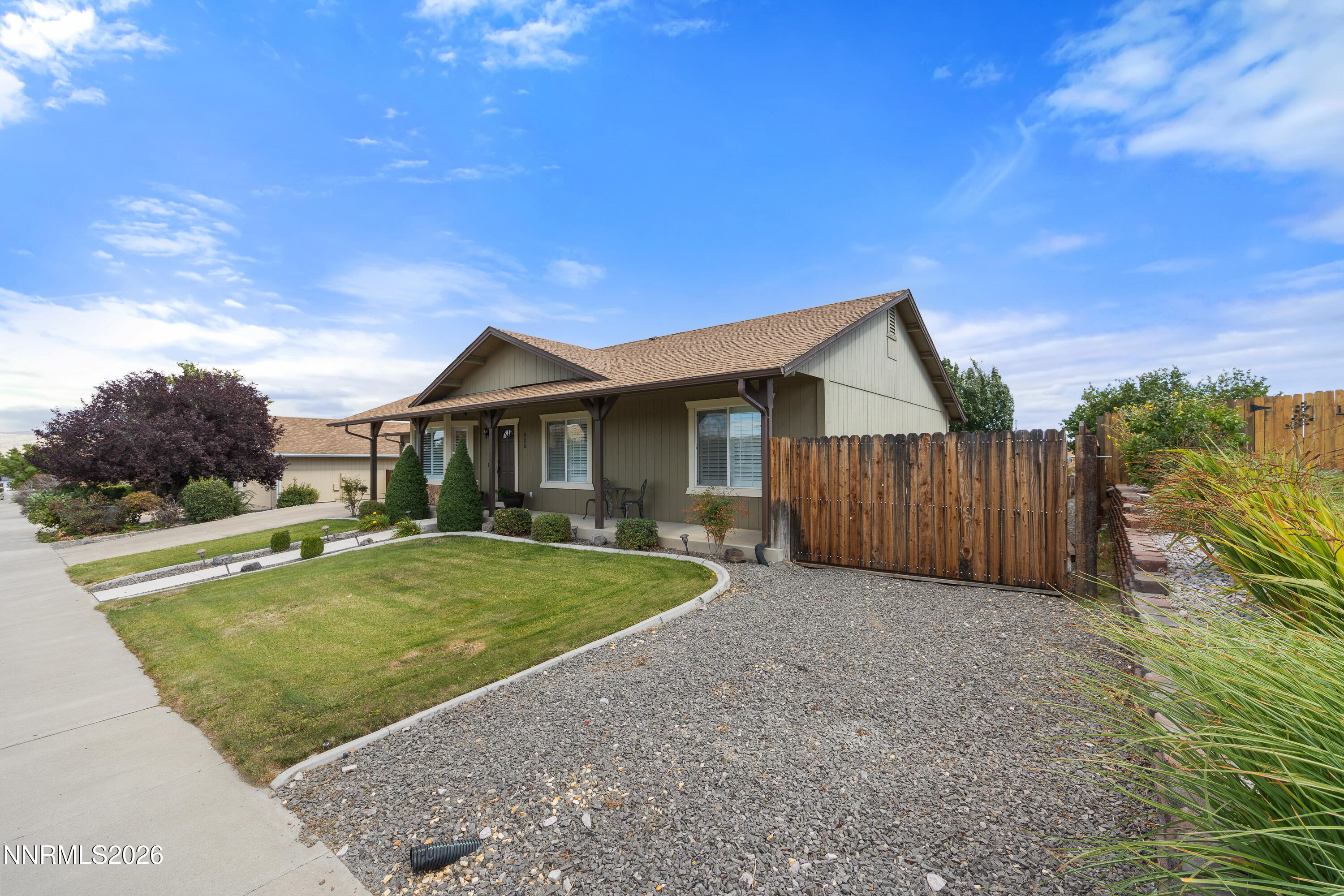 920 Mercedes Drive Property Photo 2