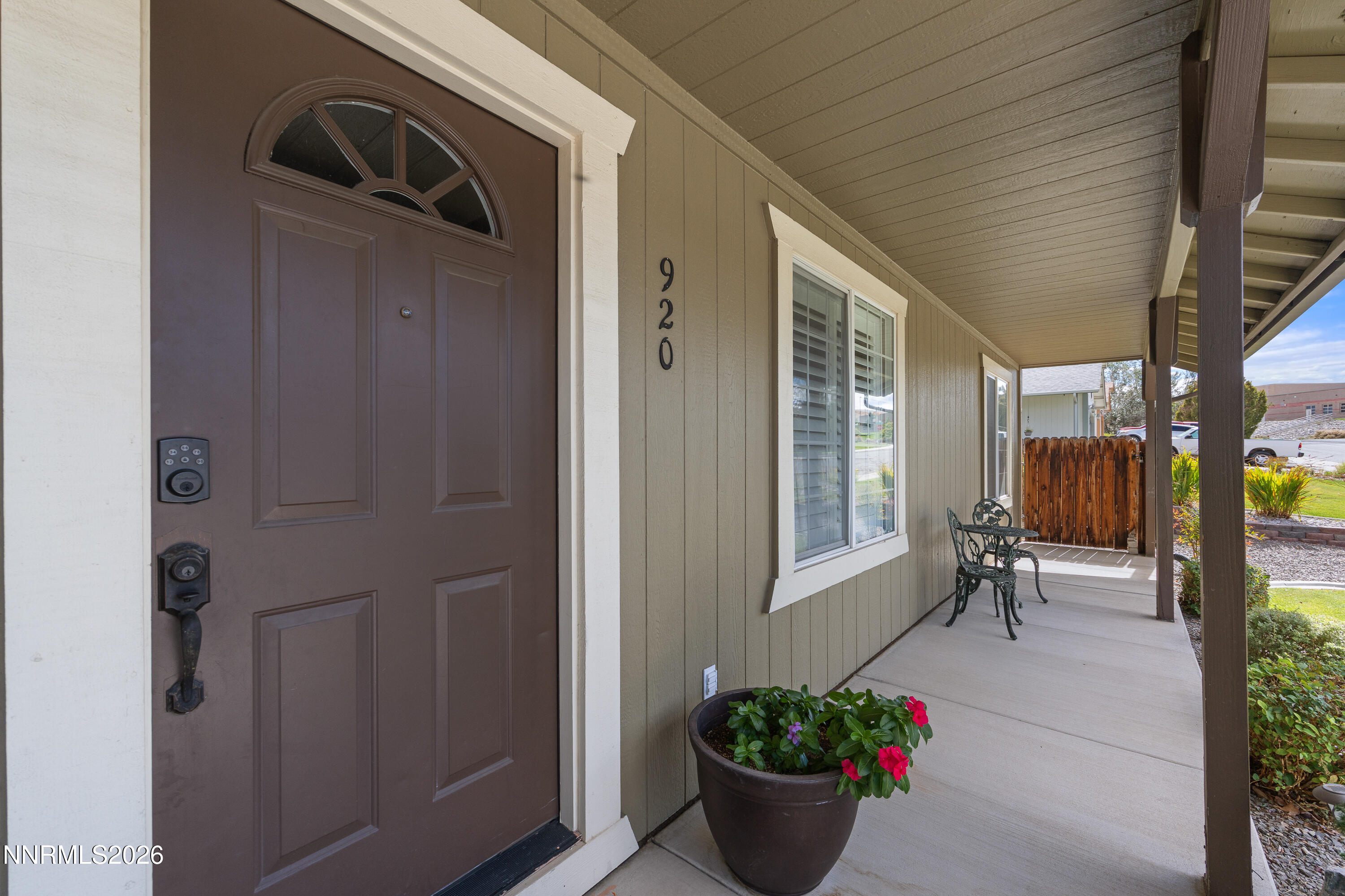 920 Mercedes Drive Property Photo 5