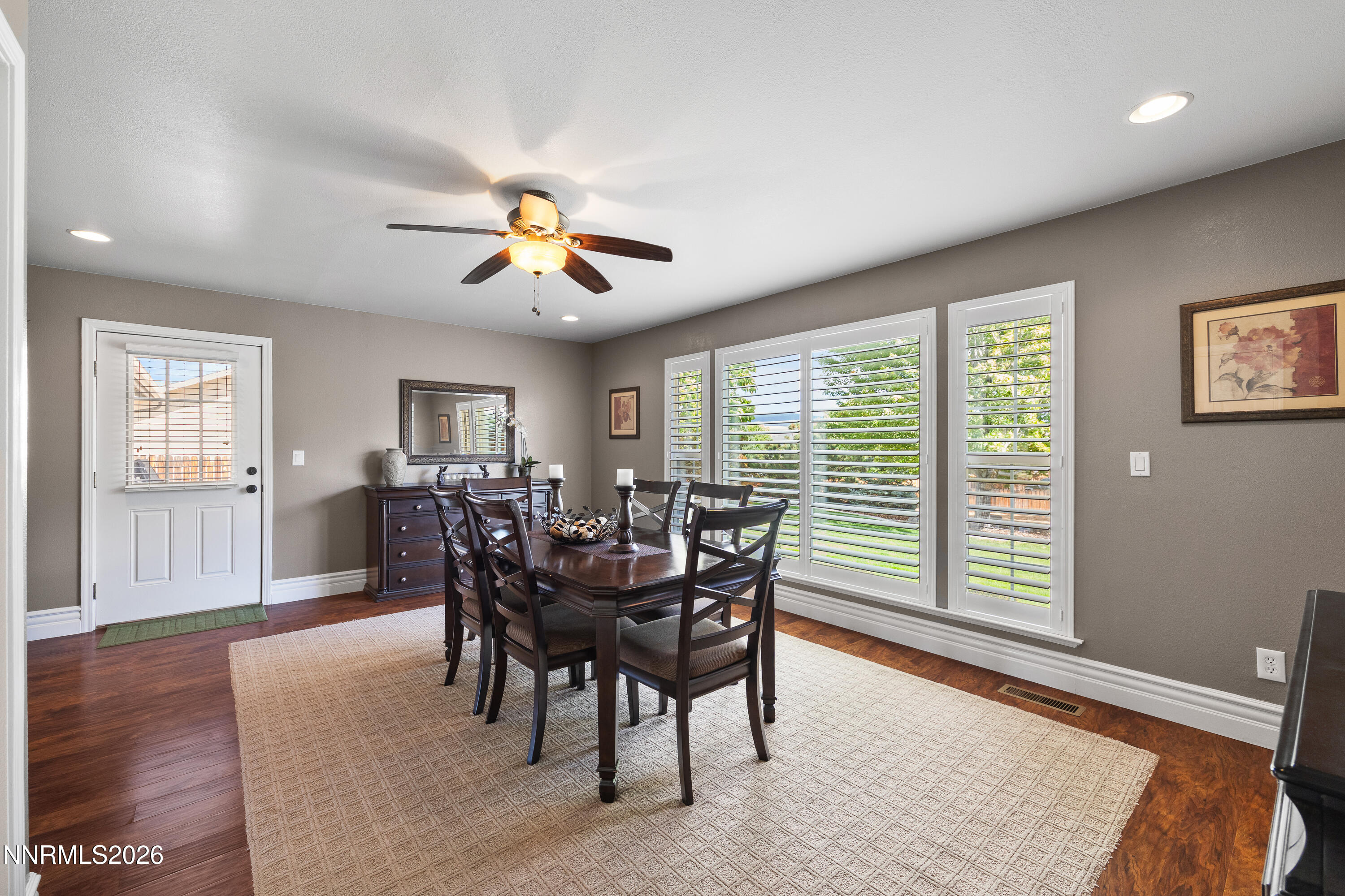 920 Mercedes Drive Property Photo 14