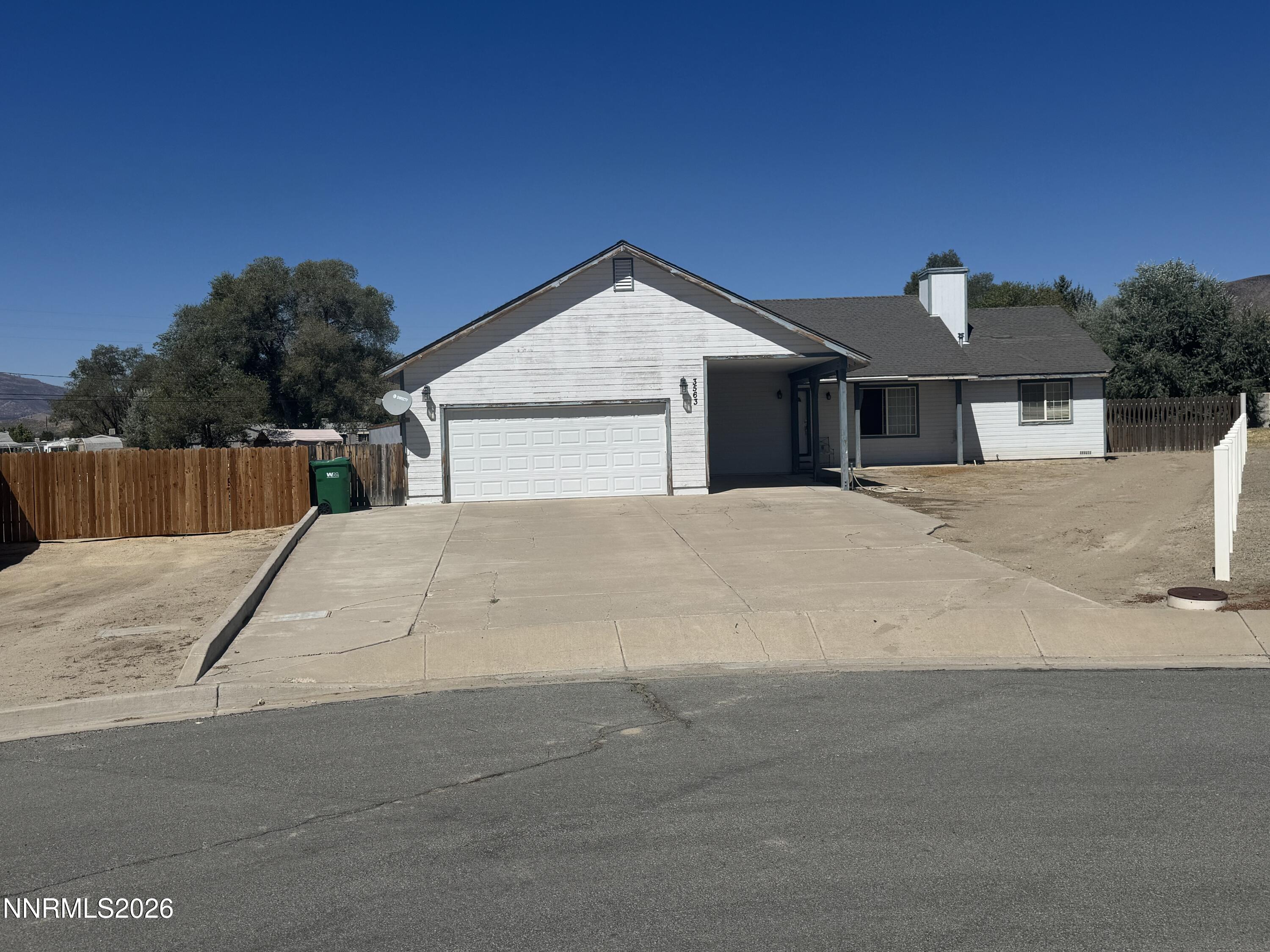 3563 Daniel Paul Court Property Photo 2