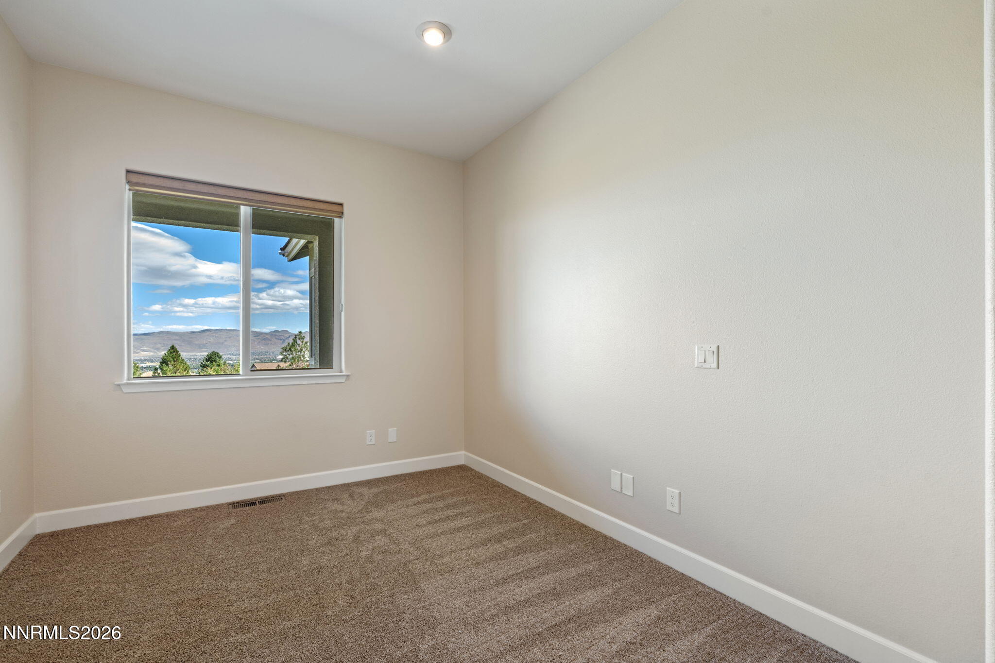 572 Echo Ridge Court Property Photo 27